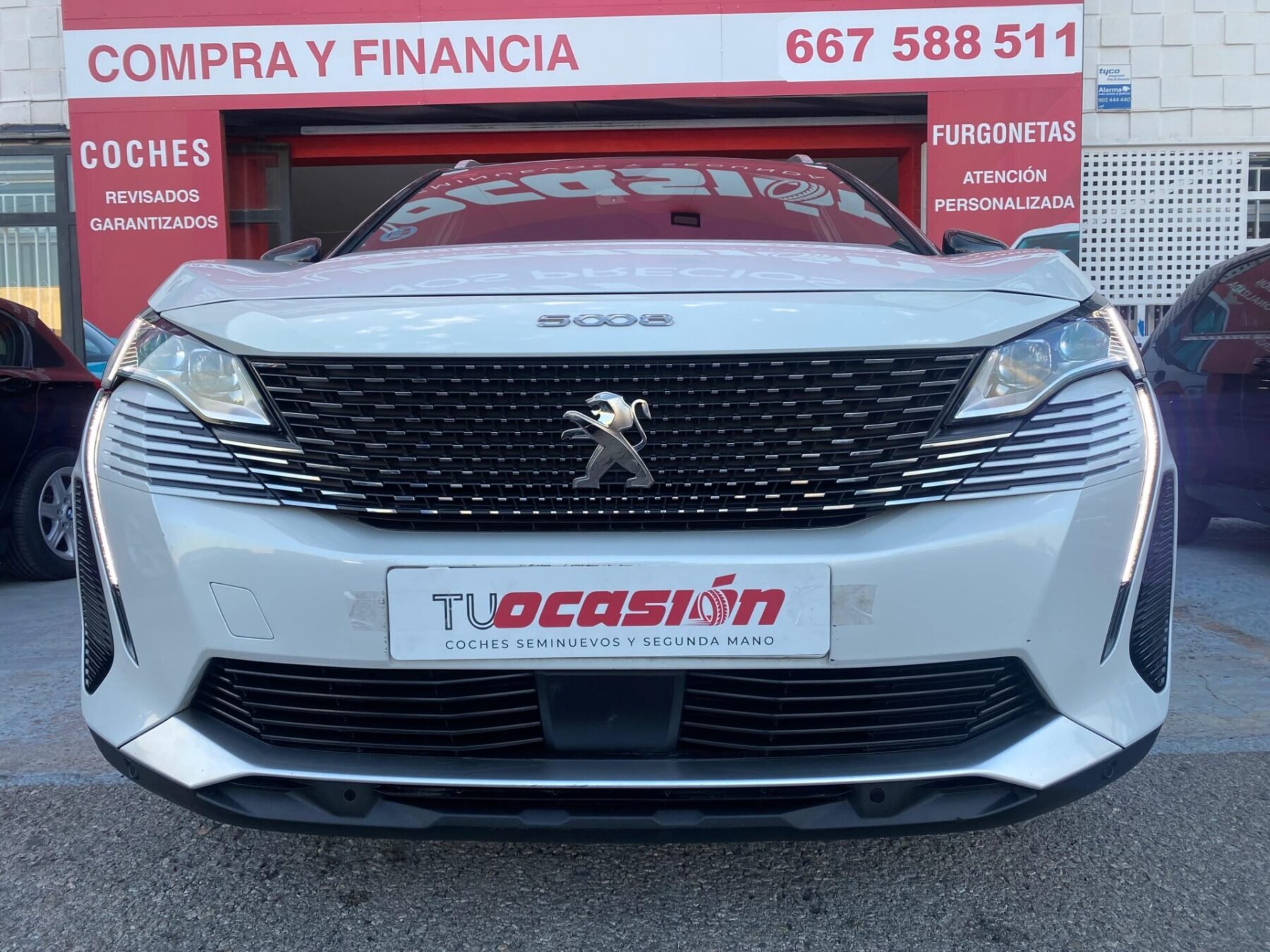 PEUGEOT 5008 GT 15 BLUEHDI EAT8