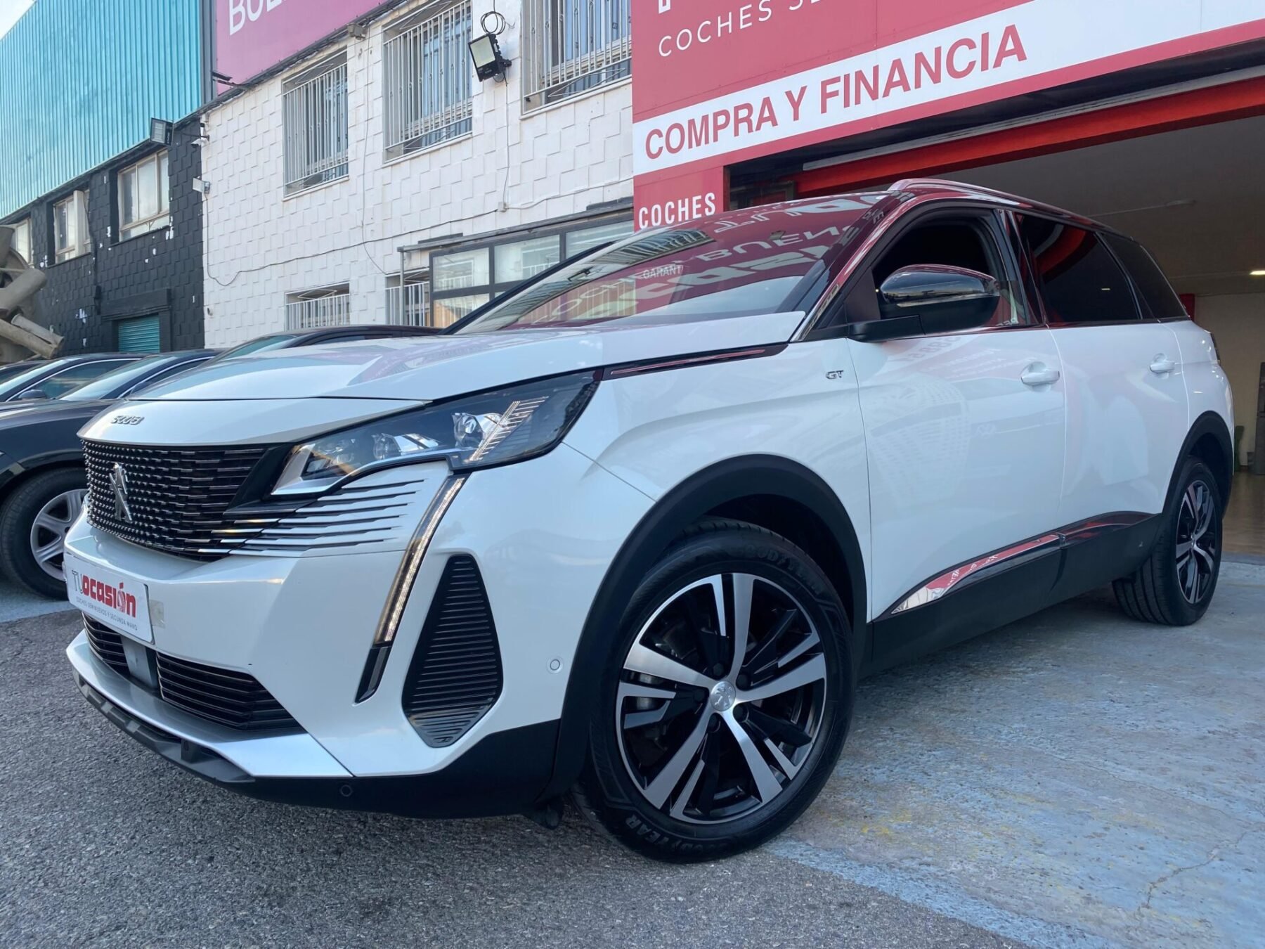 PEUGEOT 5008 GT 15 BLUEHDI EAT8