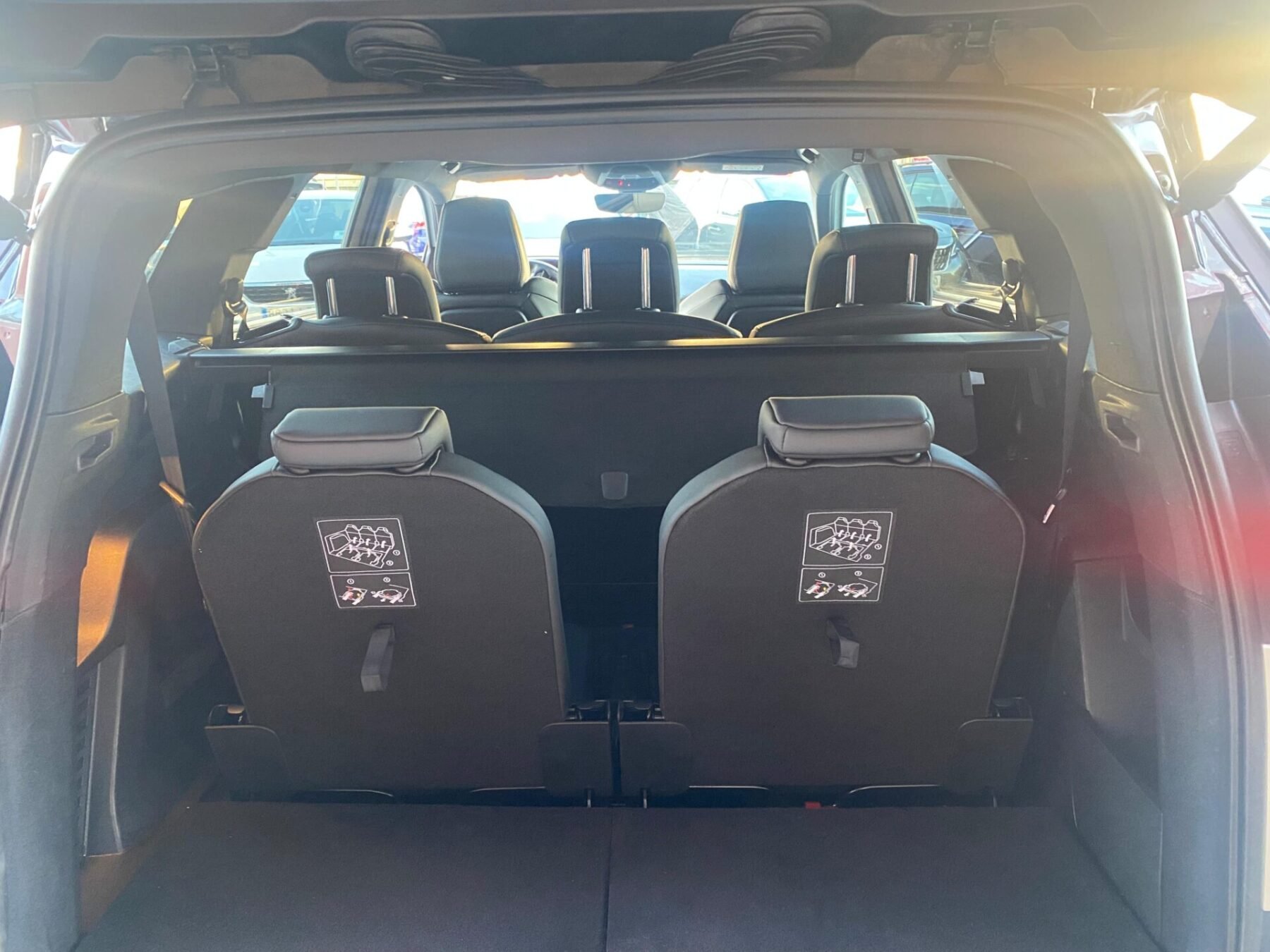 PEUGEOT 5008 GT 15 BLUEHDI EAT8