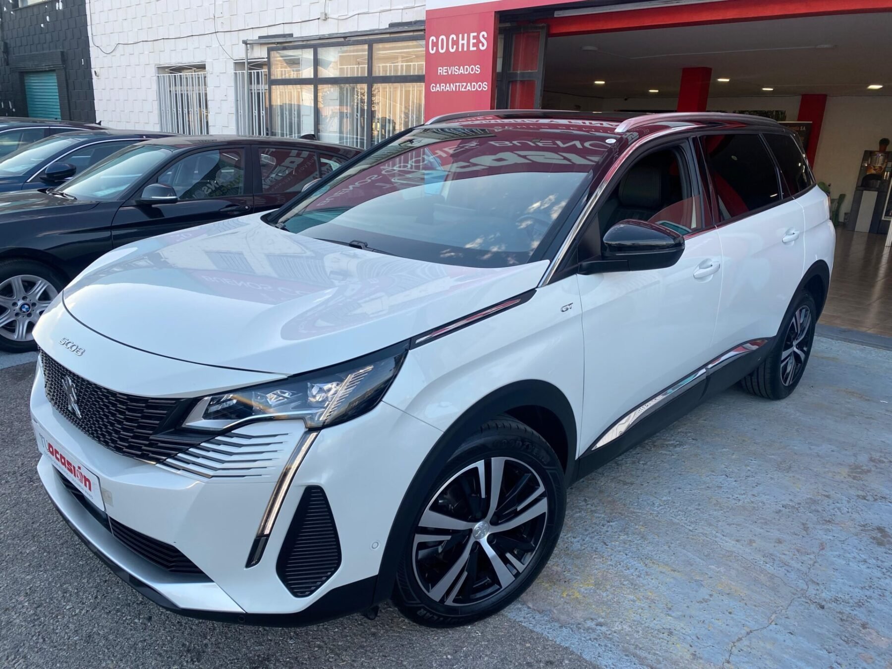 PEUGEOT 5008 GT 15 BLUEHDI EAT8