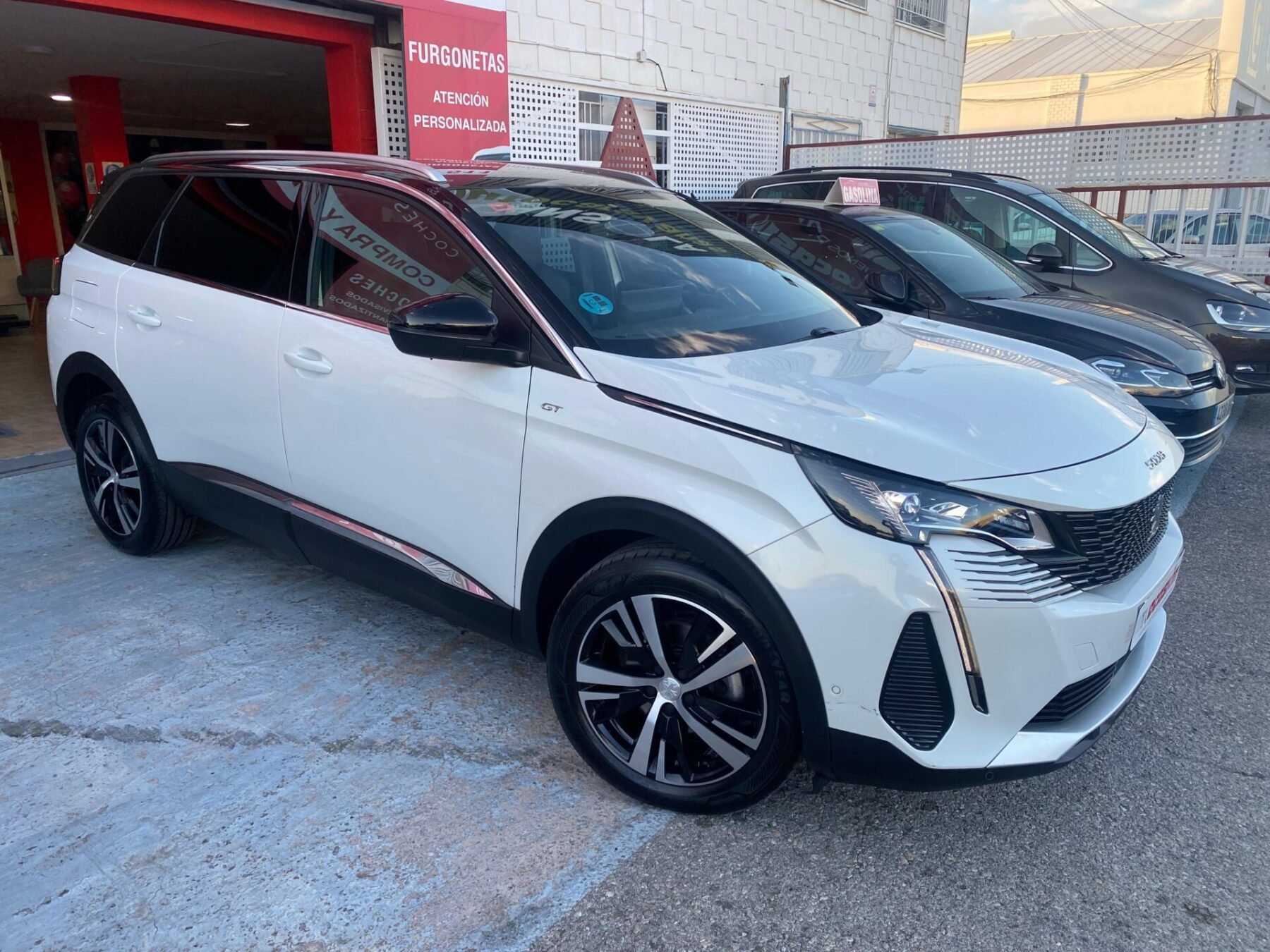 PEUGEOT 5008 GT 15 BLUEHDI EAT8