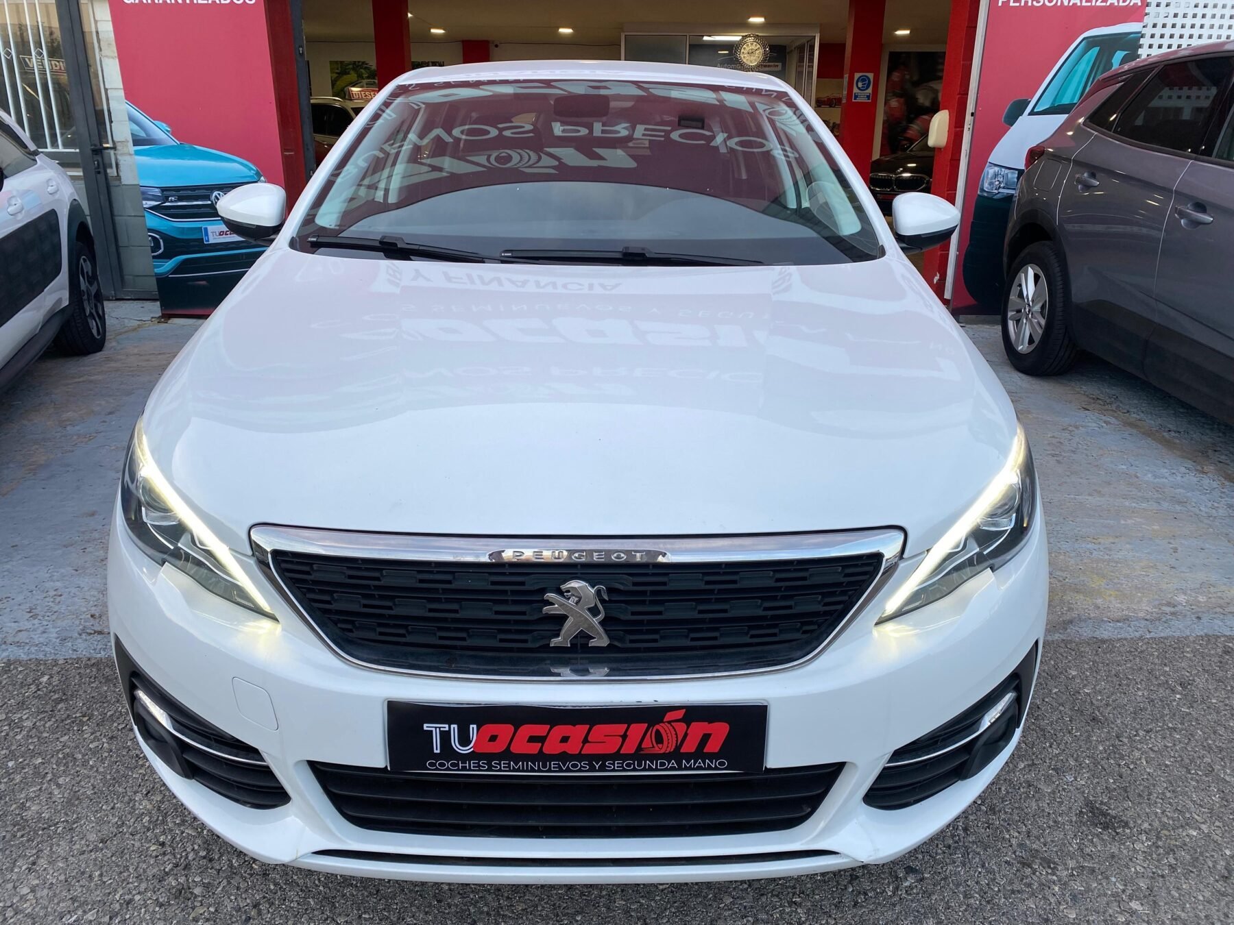 PEUGEOT 308 PEUGEOT 308 SW ACTIVE PACK BLUE HDI 130 SS EAT8