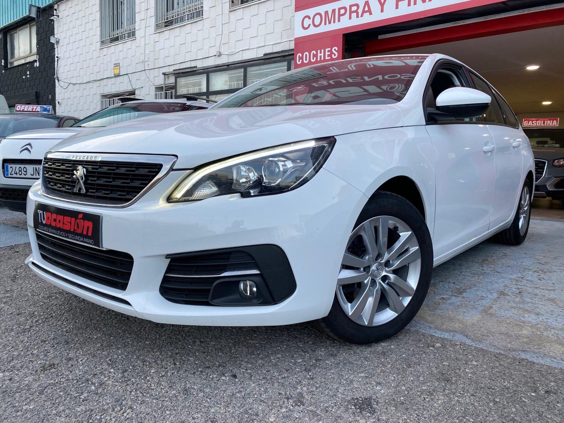 PEUGEOT 308 PEUGEOT 308 SW ACTIVE PACK BLUE HDI 130 SS EAT8