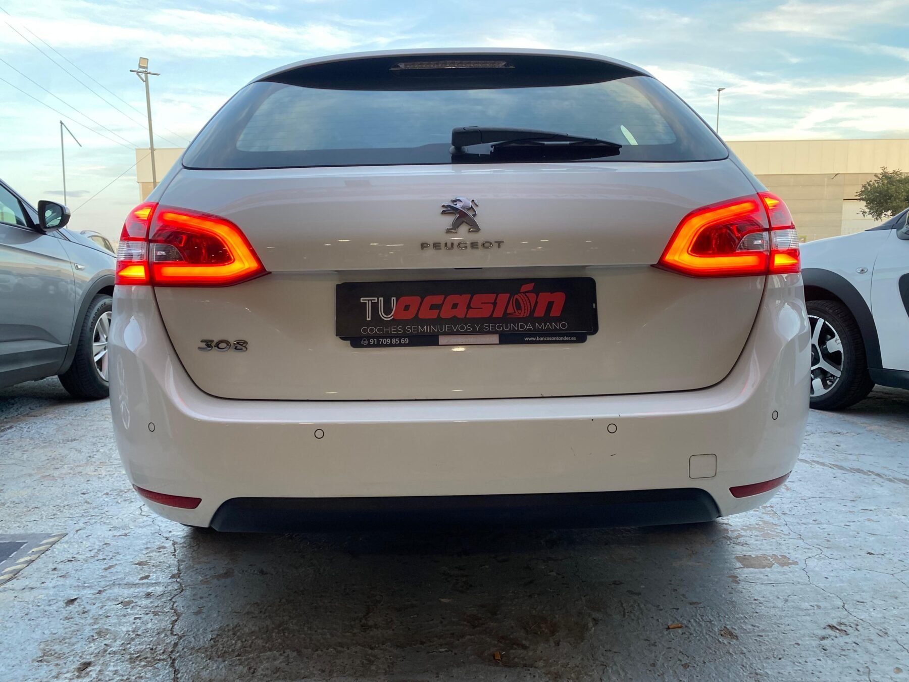 PEUGEOT 308 PEUGEOT 308 SW ACTIVE PACK BLUE HDI 130 SS EAT8