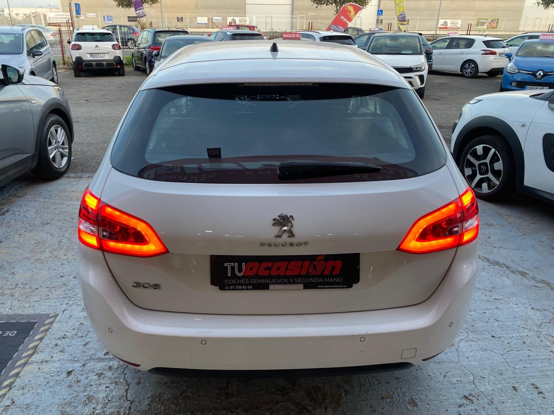 PEUGEOT 308 PEUGEOT 308 SW ACTIVE PACK BLUE HDI 130 SS EAT8