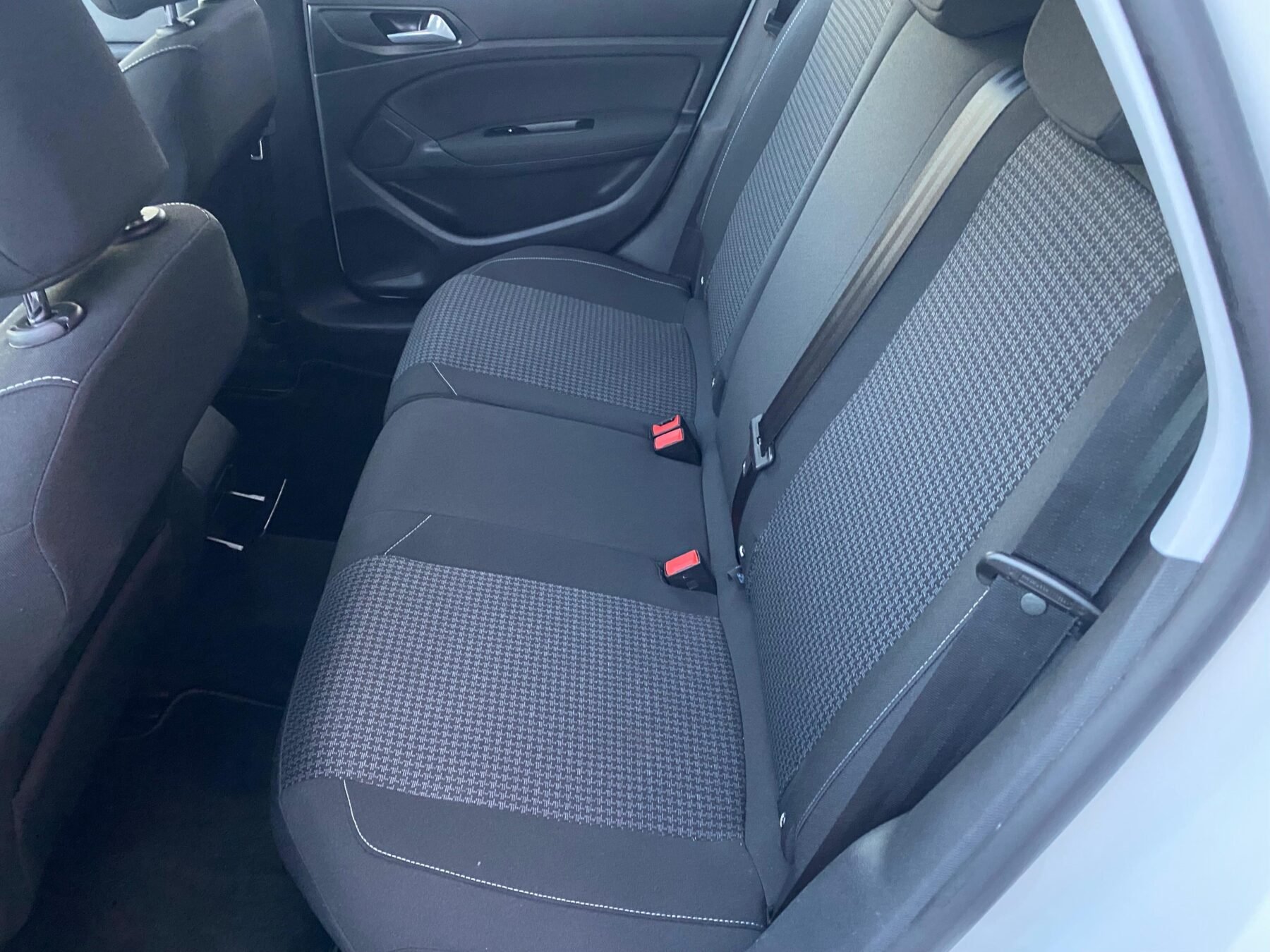 PEUGEOT 308 PEUGEOT 308 SW ACTIVE PACK BLUE HDI 130 SS EAT8