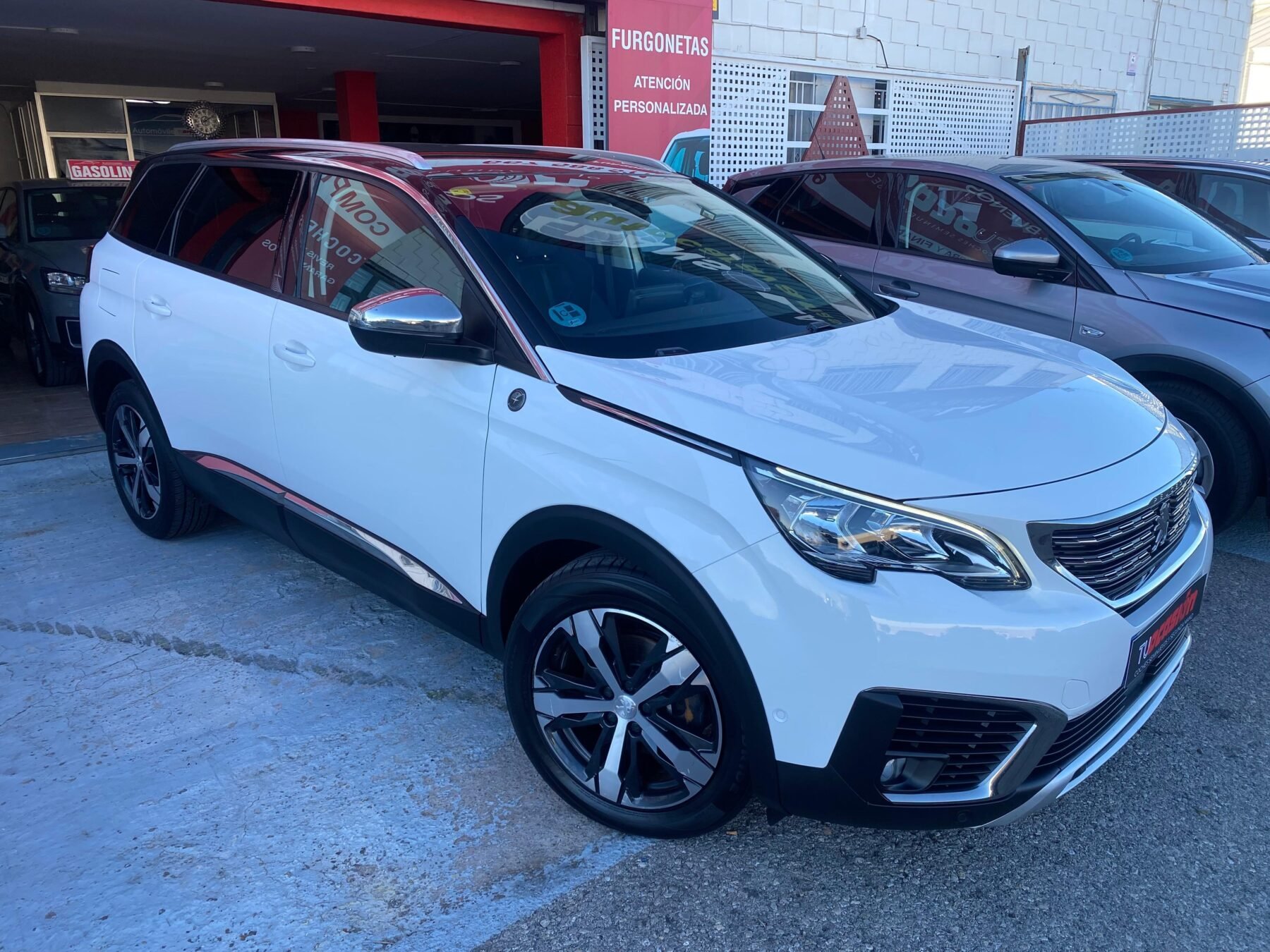 PEUGEOT 5008 GT LINE 1.5 BLUEHDI