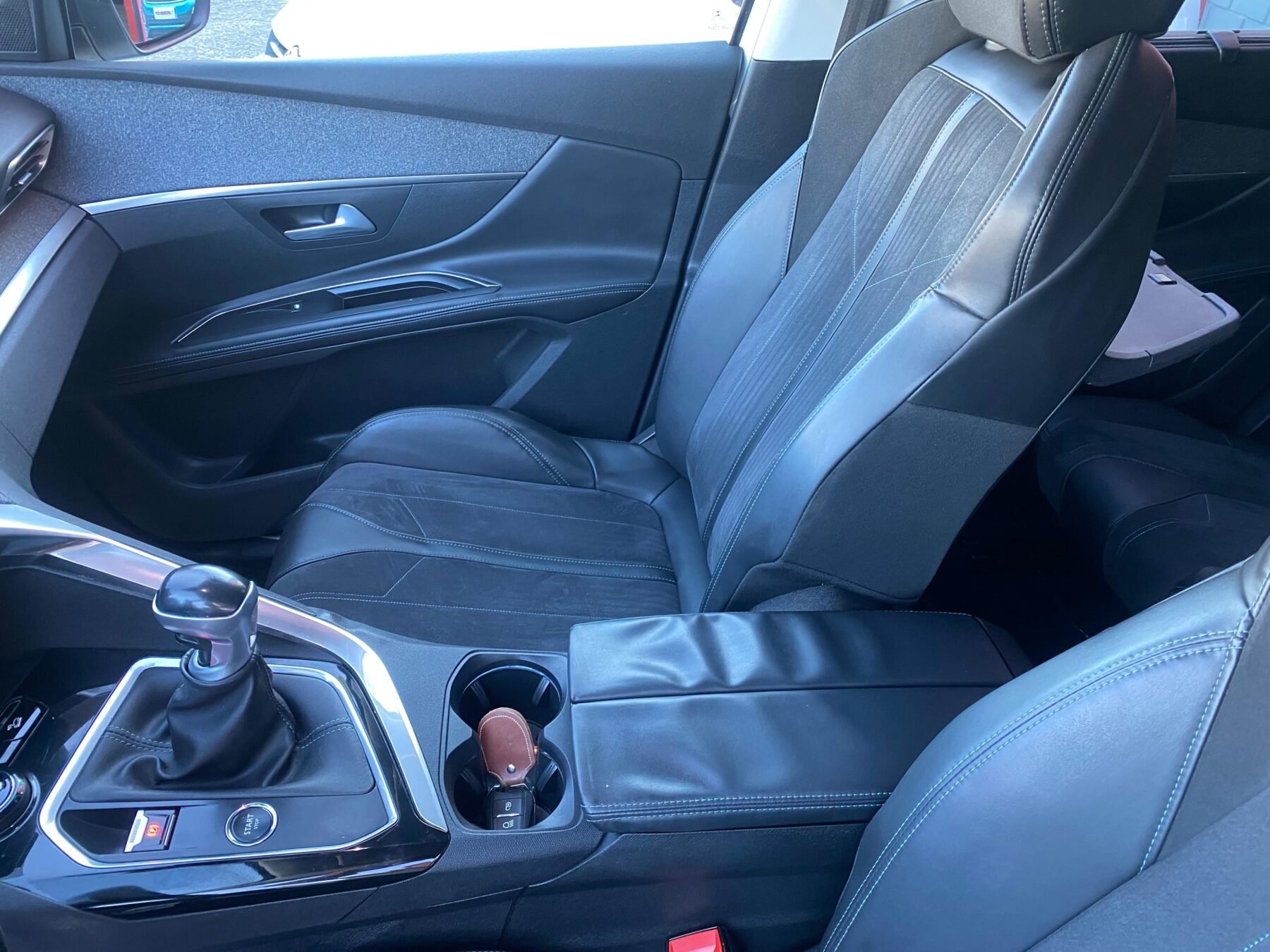 PEUGEOT 5008 GT LINE 1.5 BLUEHDI