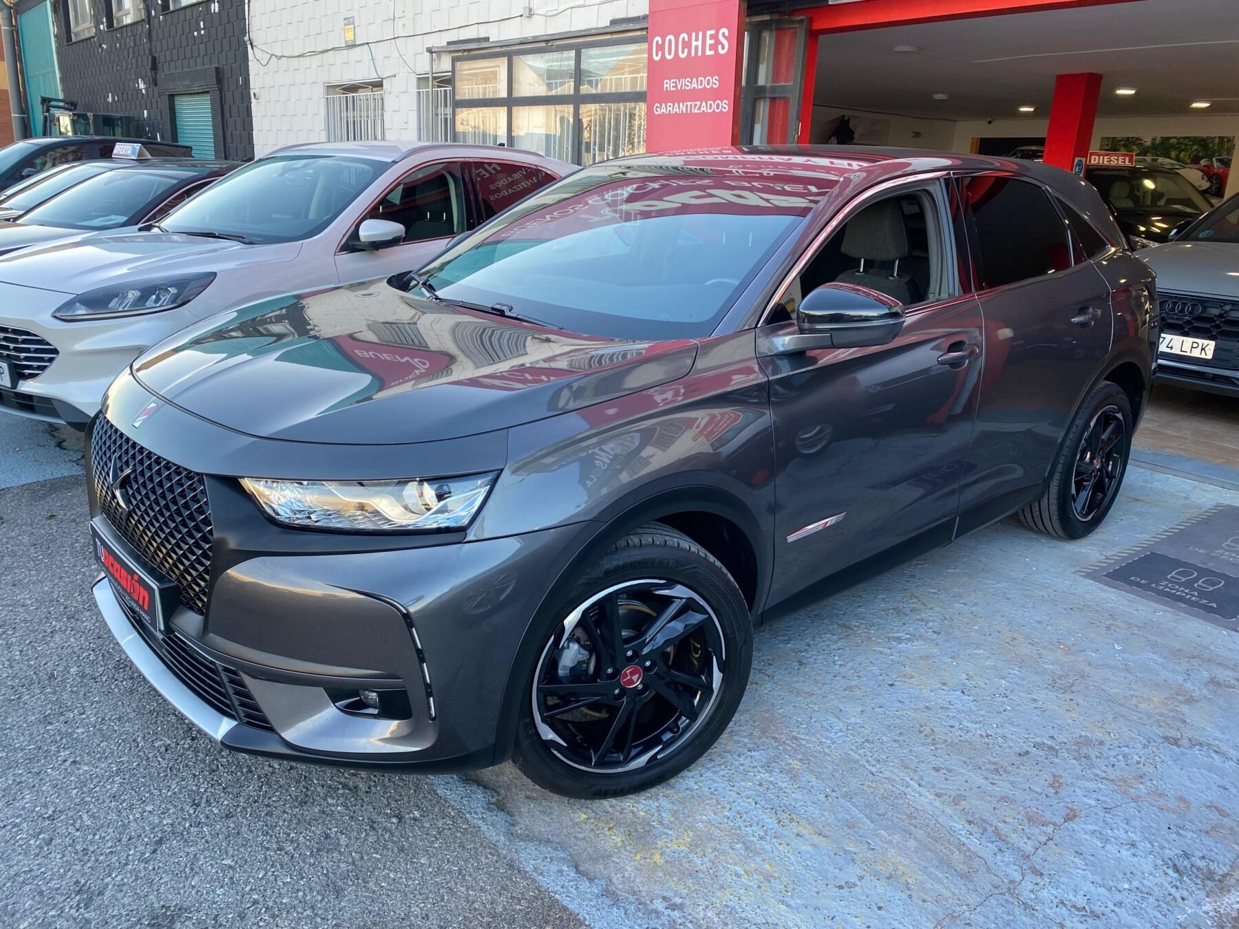 DS 7 BLUEHDI AT PERF. LINE