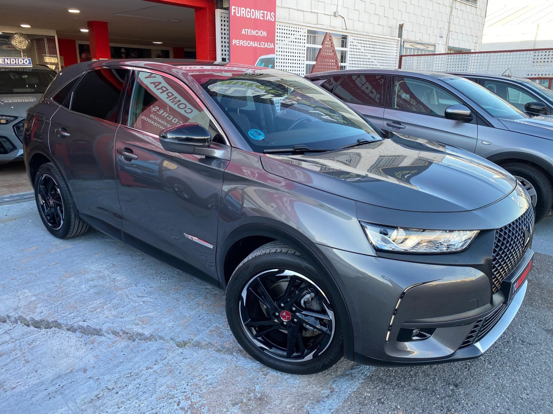 DS 7 BLUEHDI AT PERF. LINE