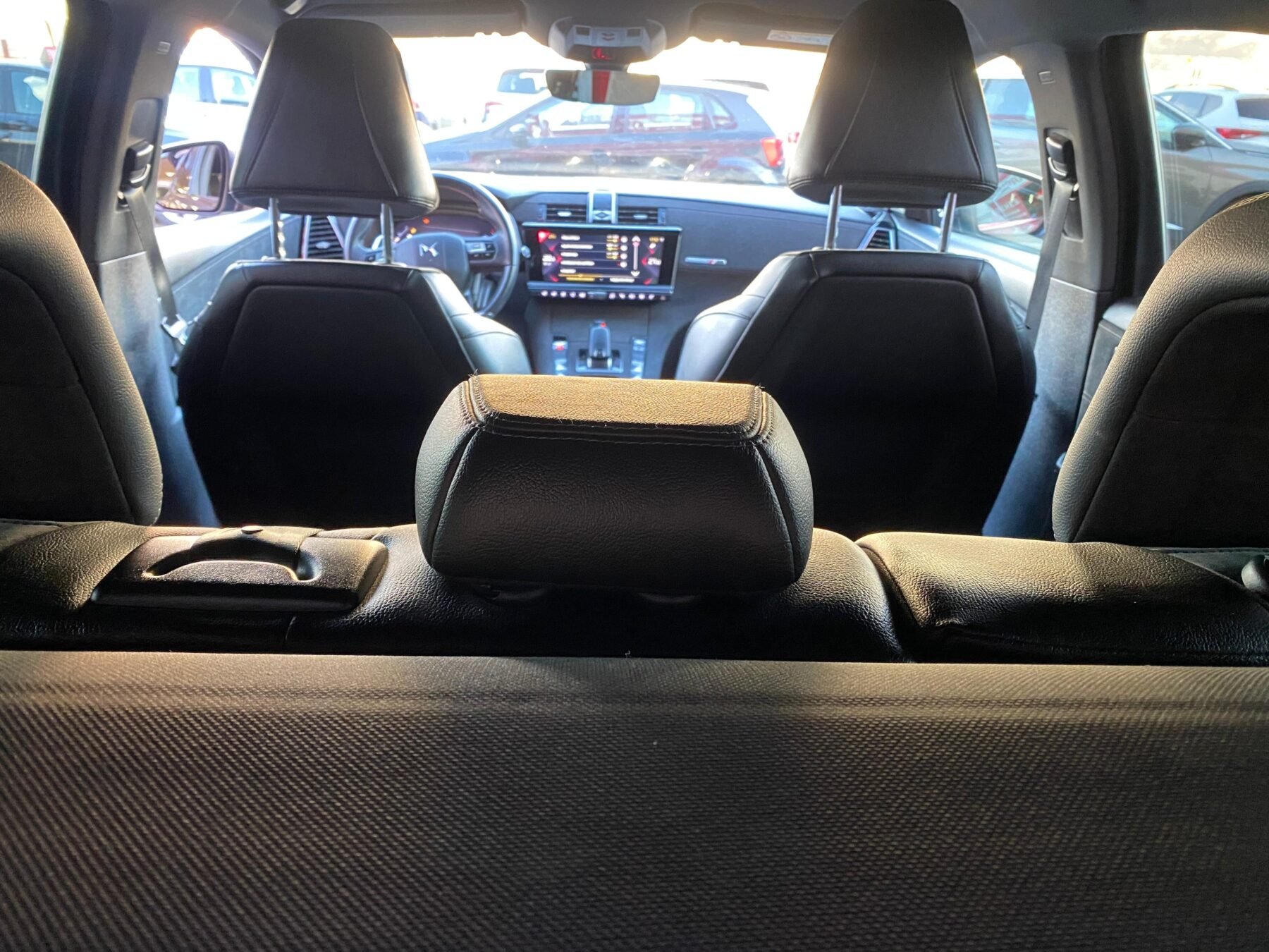 DS 7 BLUEHDI AT PERF. LINE