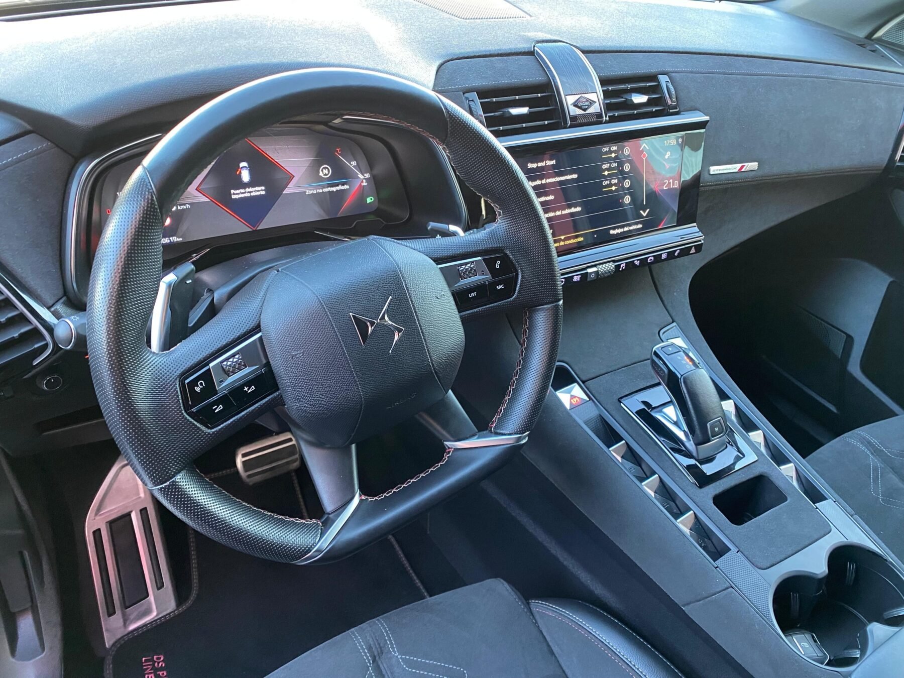 DS 7 BLUEHDI AT PERF. LINE