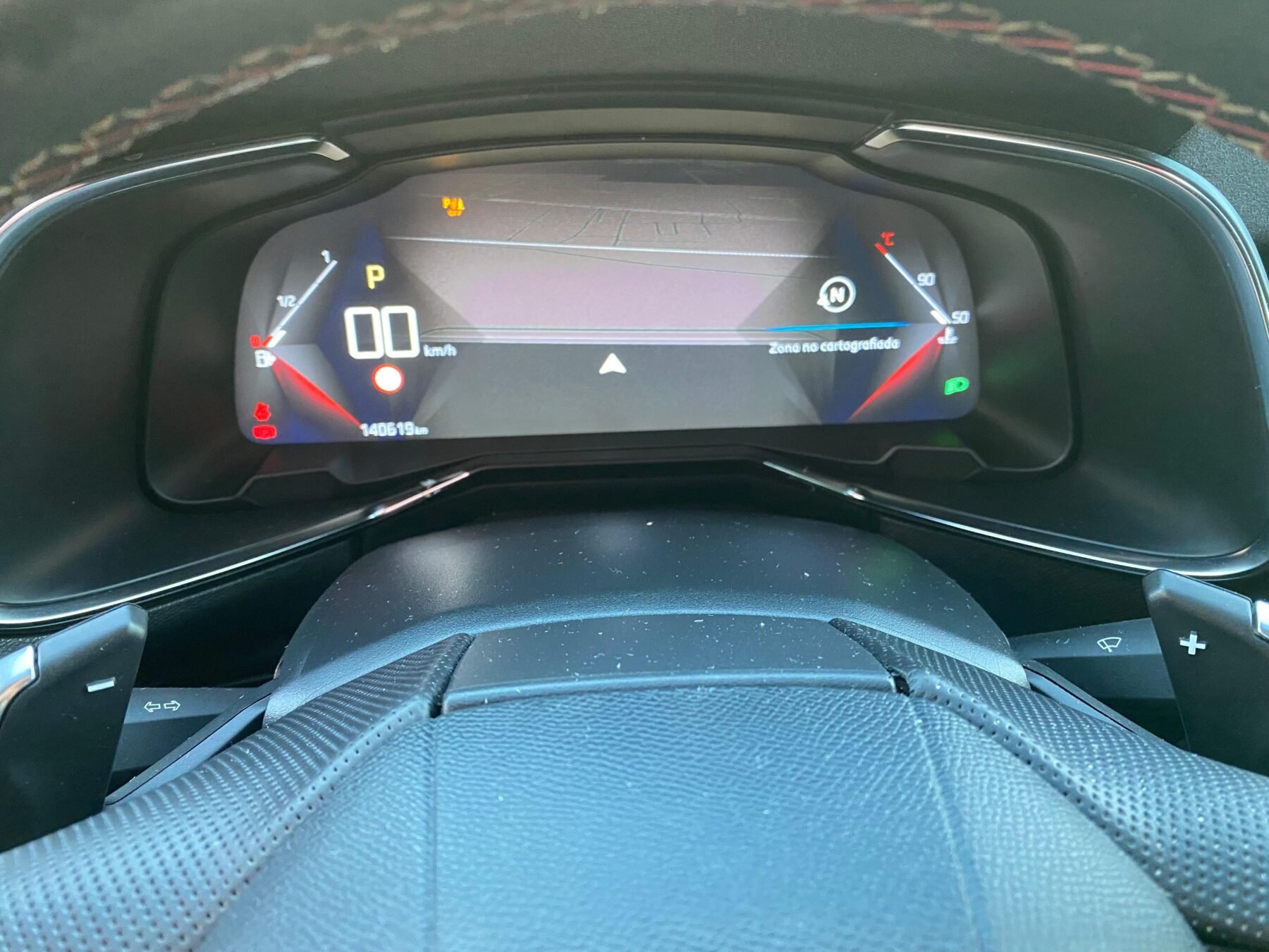 DS 7 BLUEHDI AT PERF. LINE