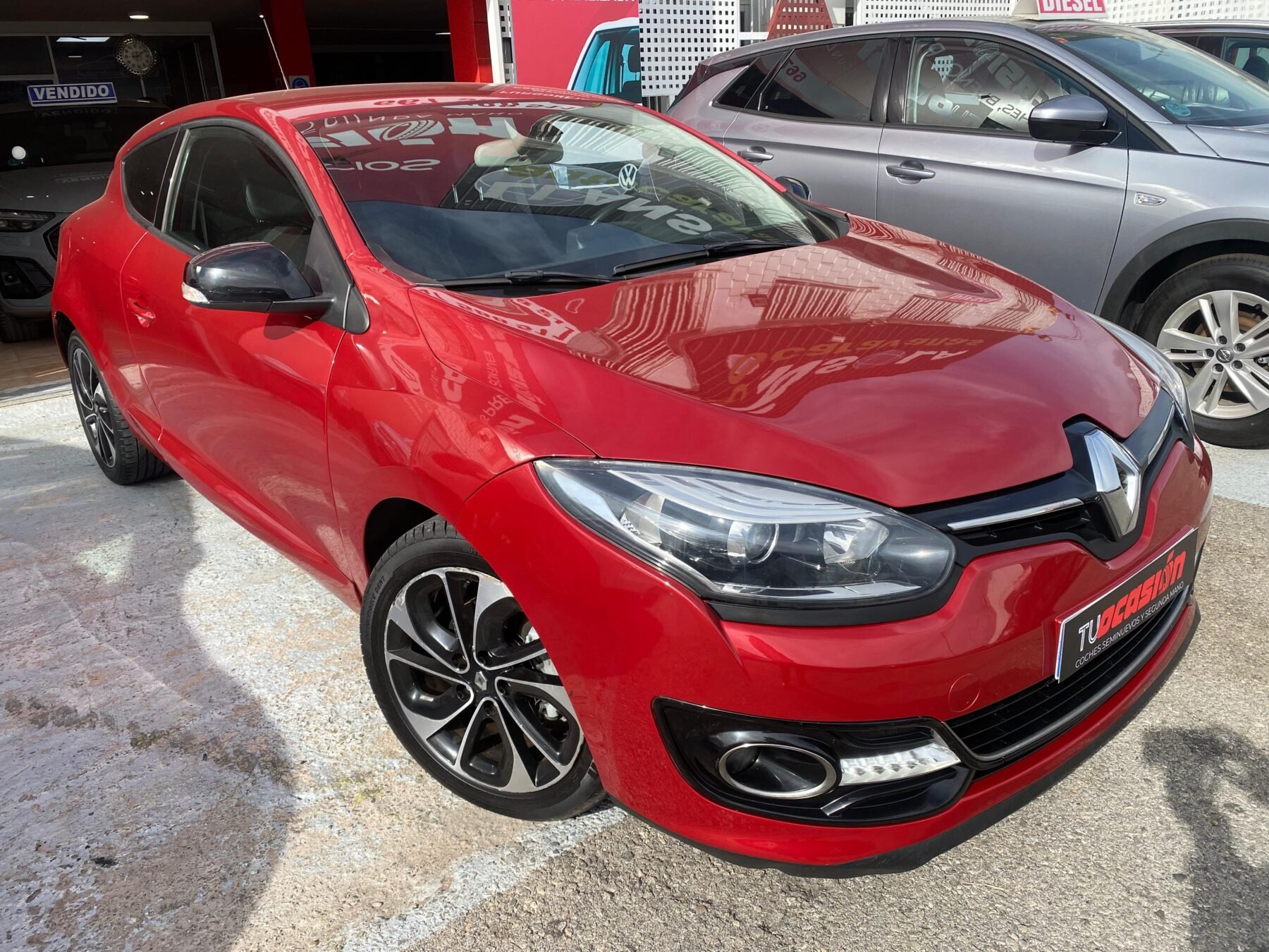 RENAULT Megane RENAULT MEGANE COUPE BOSE ENERGY DCI 110 SS