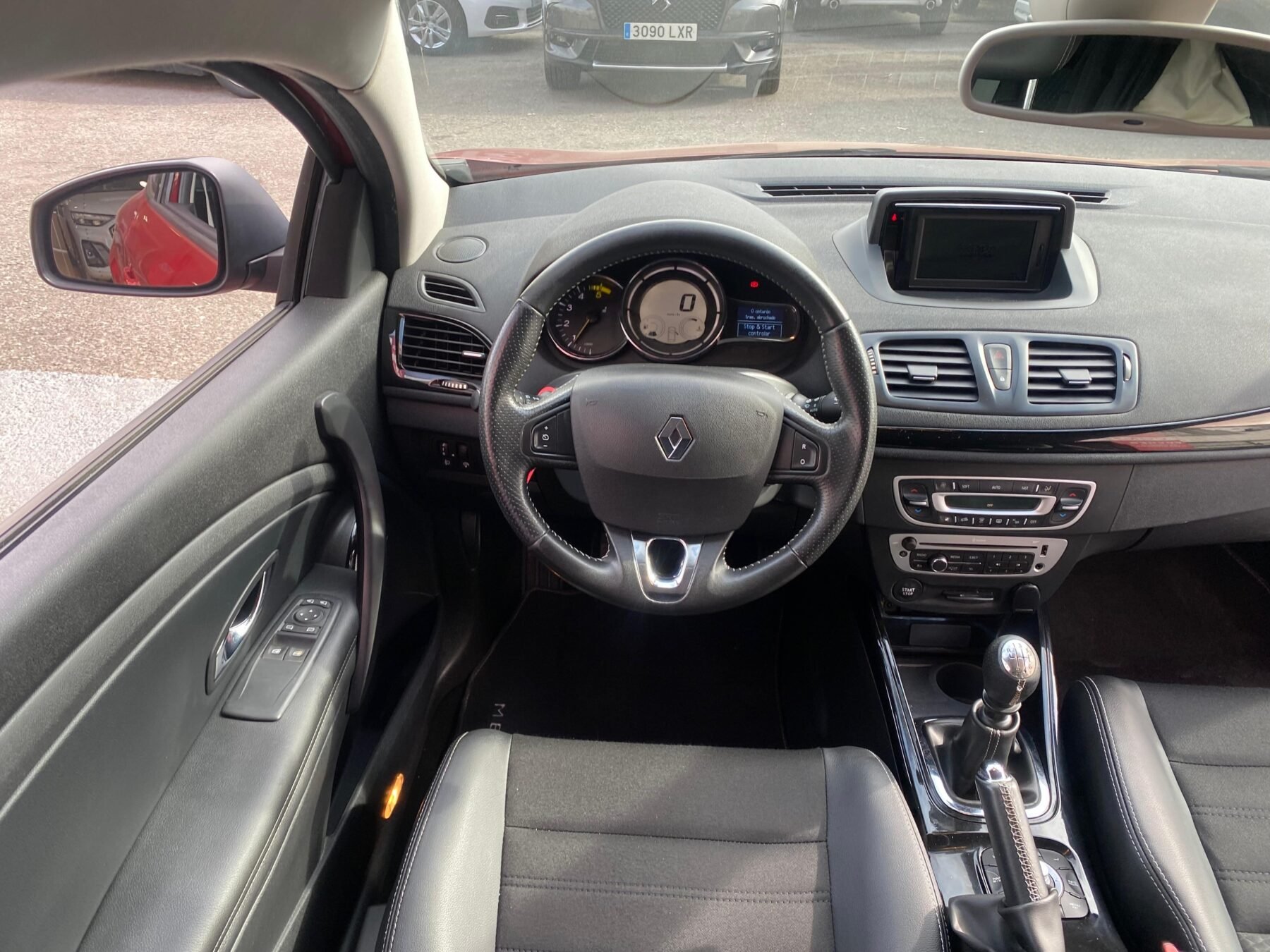 RENAULT Megane RENAULT MEGANE COUPE BOSE ENERGY DCI 110 SS