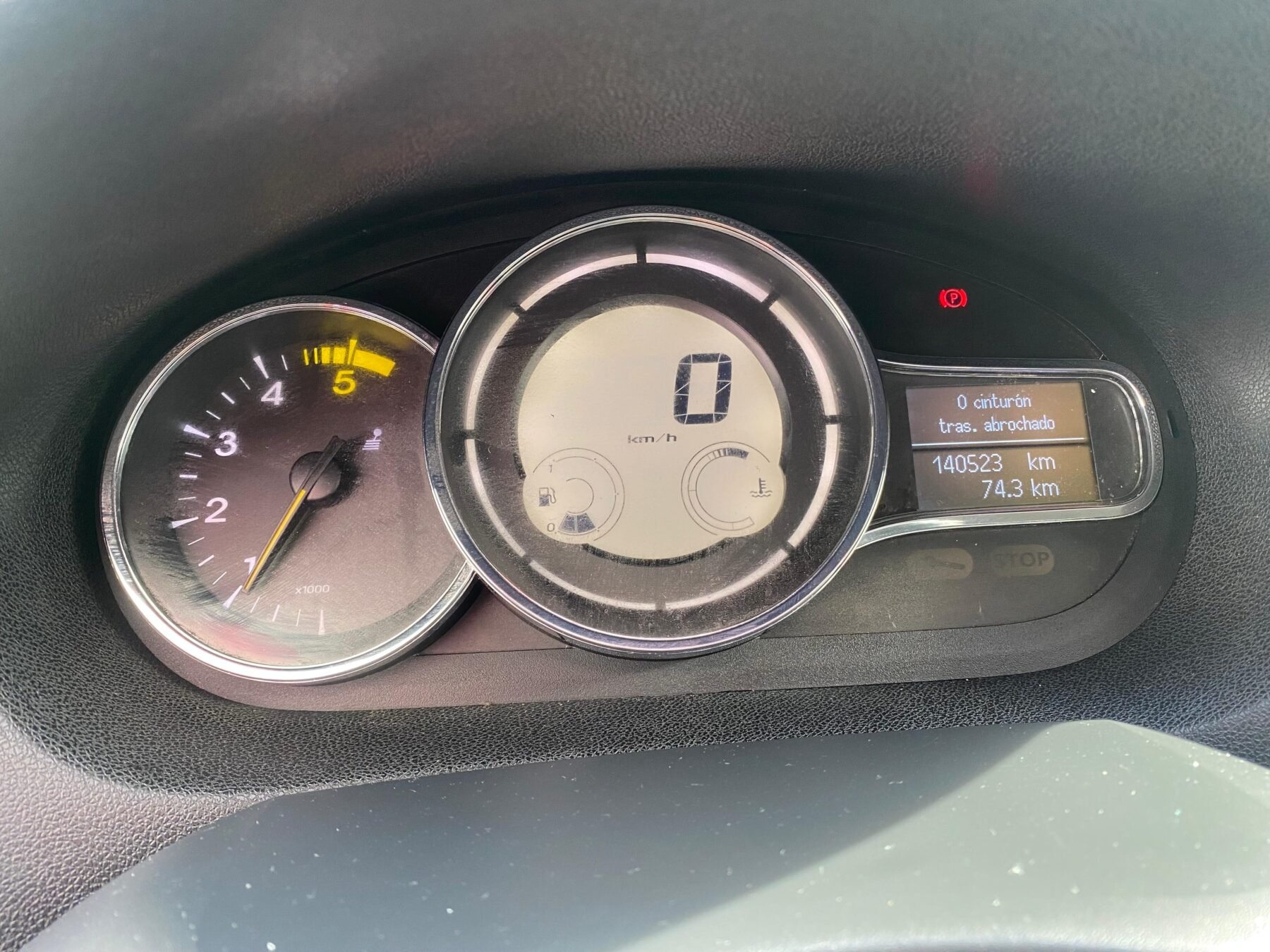 RENAULT Megane RENAULT MEGANE COUPE BOSE ENERGY DCI 110 SS