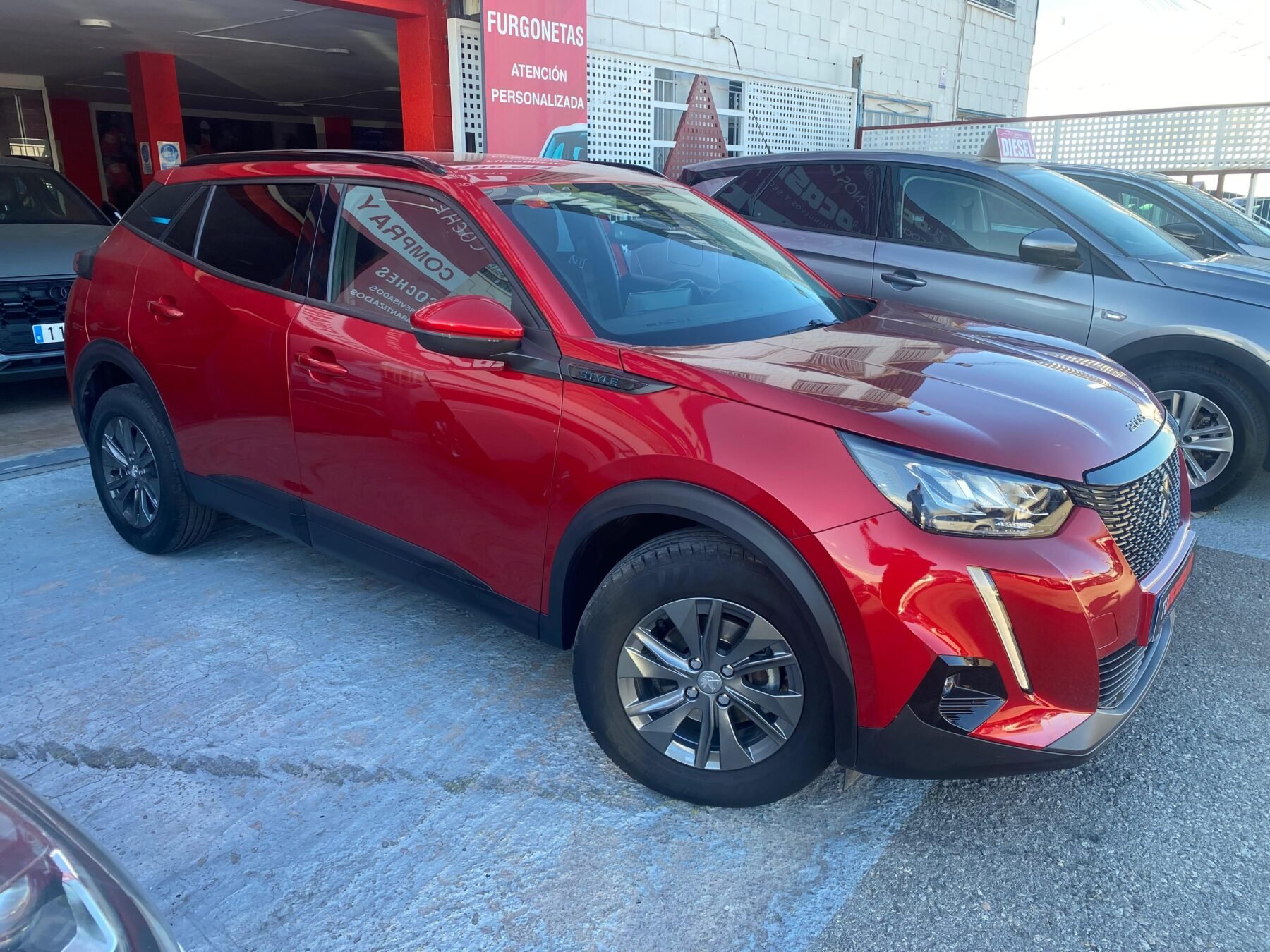 PEUGEOT 2008 Style Puretech 74kW 100CV