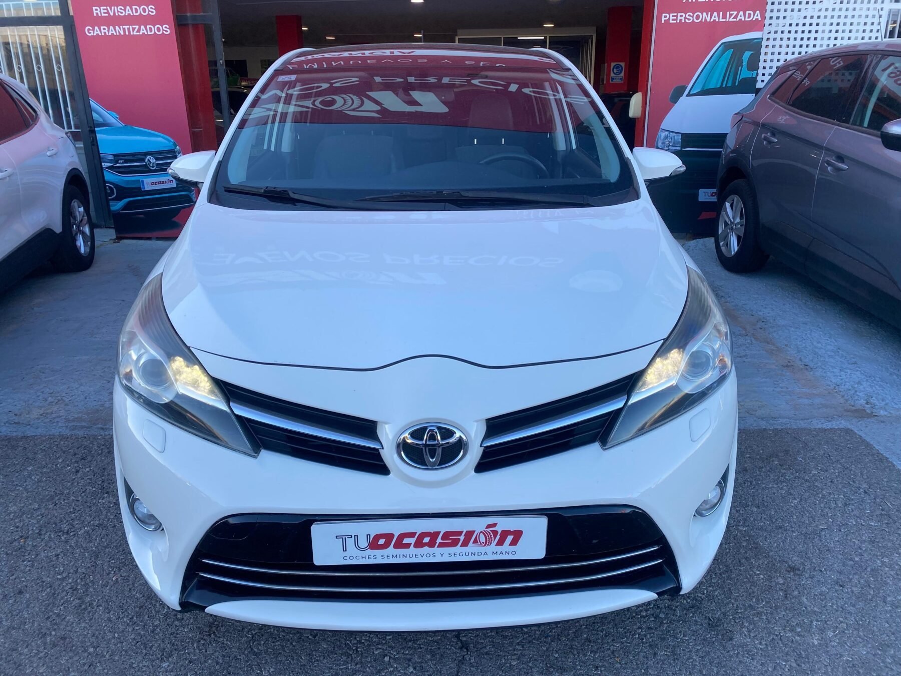 TOYOTA toyota verso advance 7pl