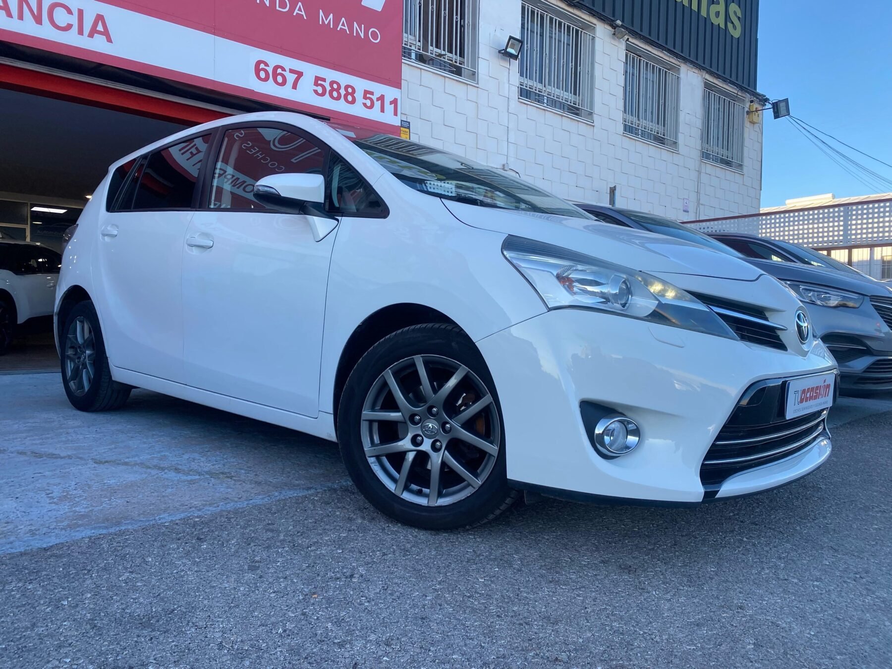 TOYOTA toyota verso advance 7pl