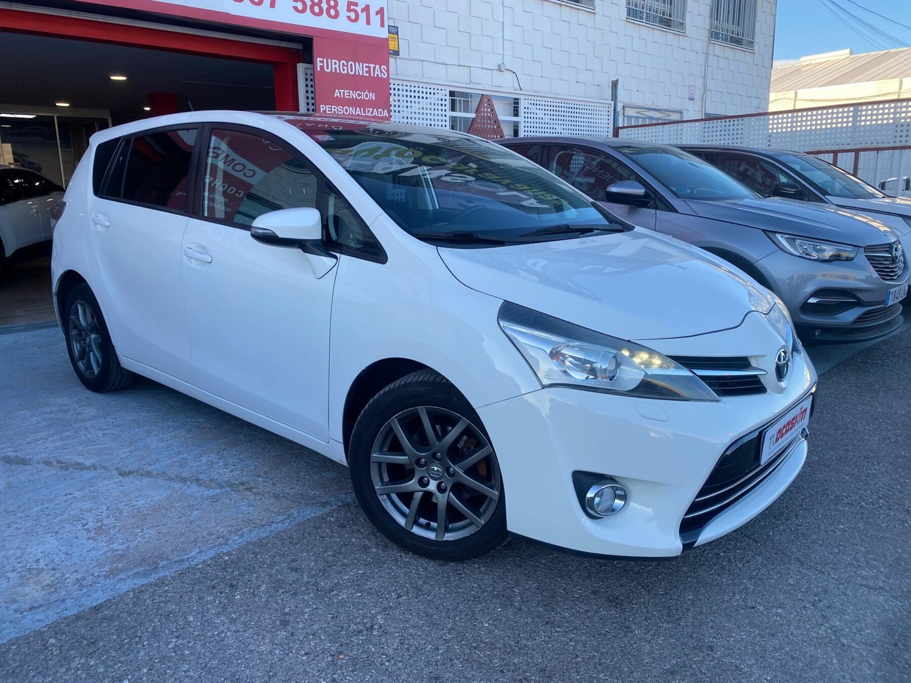 TOYOTA toyota verso advance 7pl