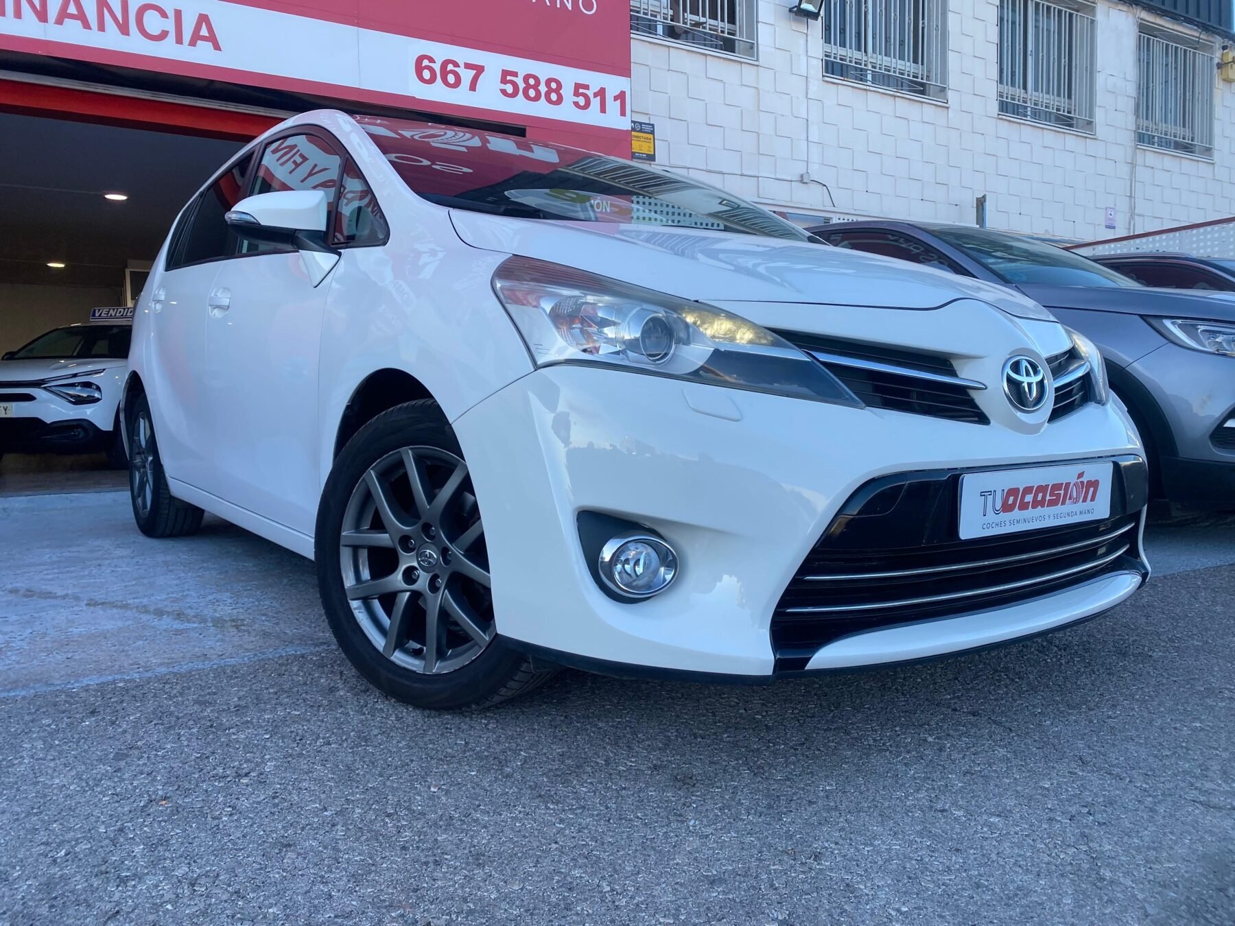 TOYOTA toyota verso advance 7pl