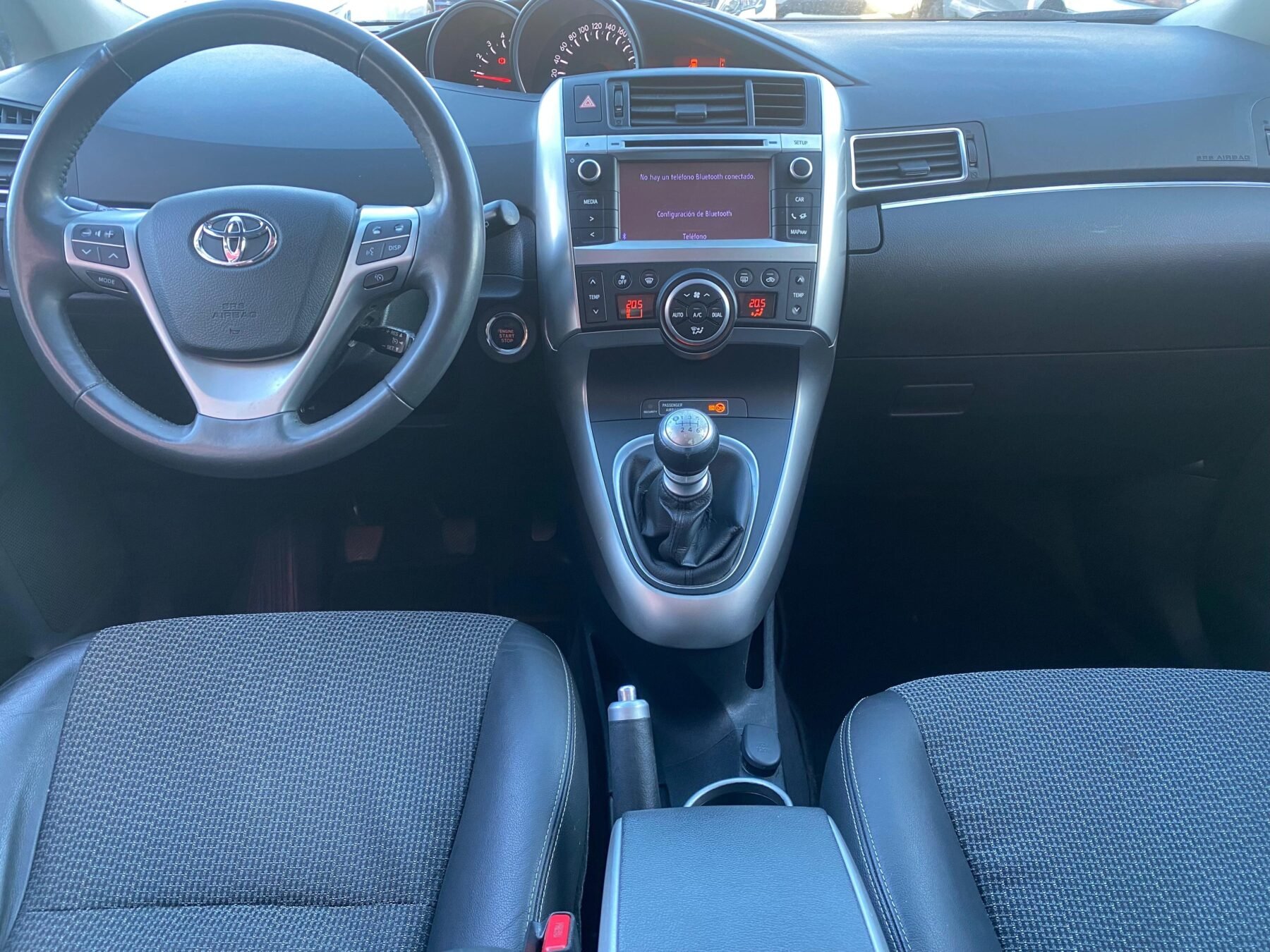 TOYOTA toyota verso advance 7pl
