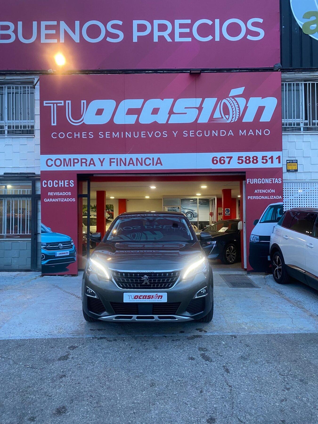 PEUGEOT 3008 1.5 BLUE HDI  EAT8 S&S