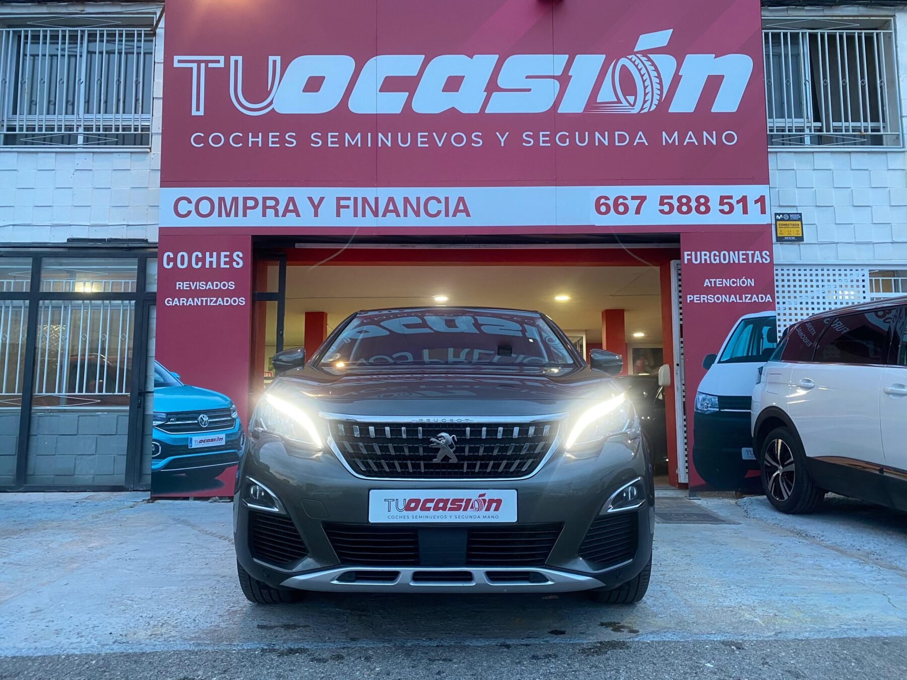 PEUGEOT 3008 1.5 BLUE HDI  EAT8 S&S