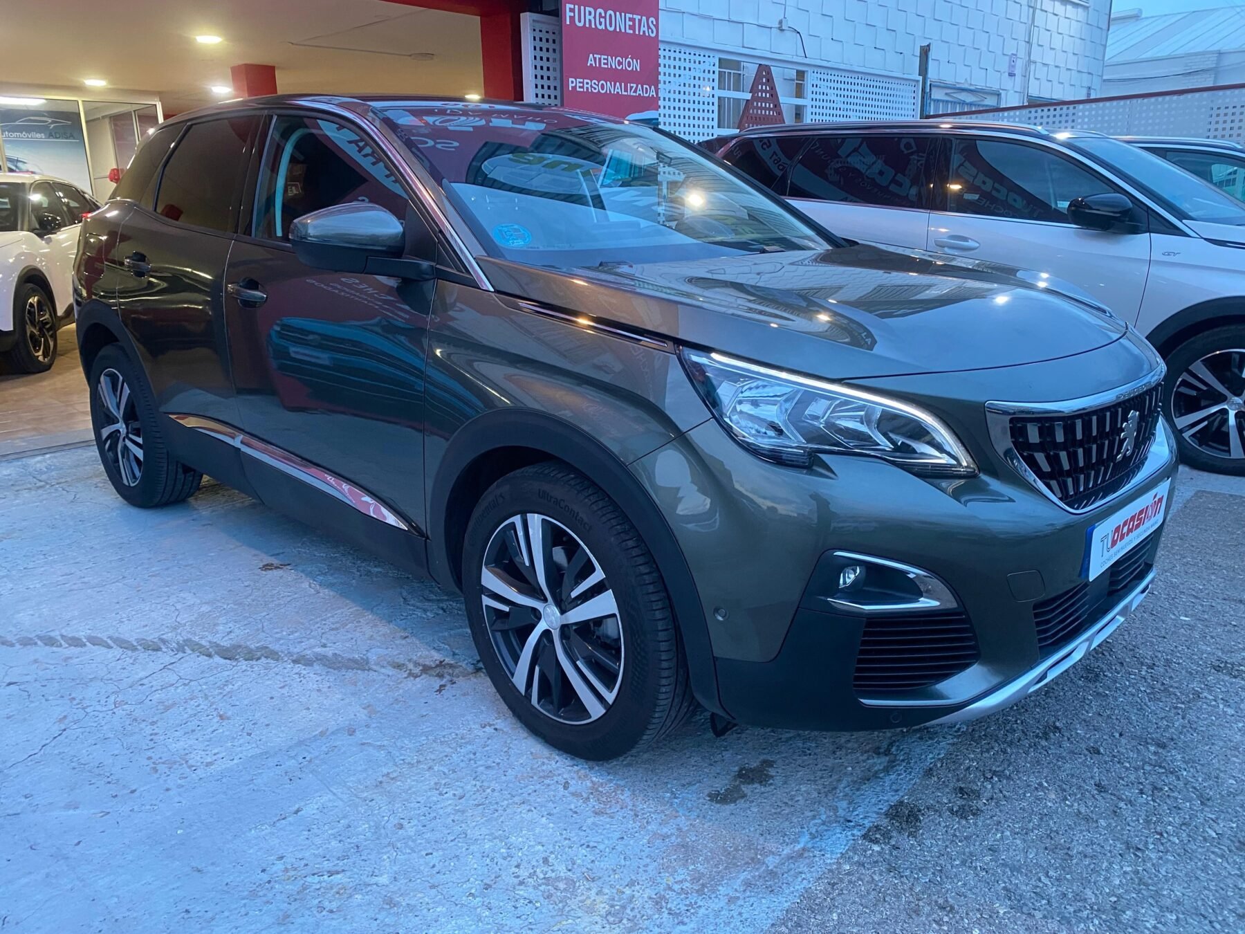 PEUGEOT 3008 1.5 BLUE HDI  EAT8 S&S