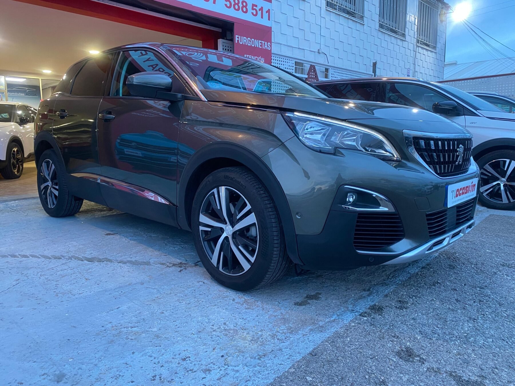 PEUGEOT 3008 1.5 BLUE HDI  EAT8 S&S