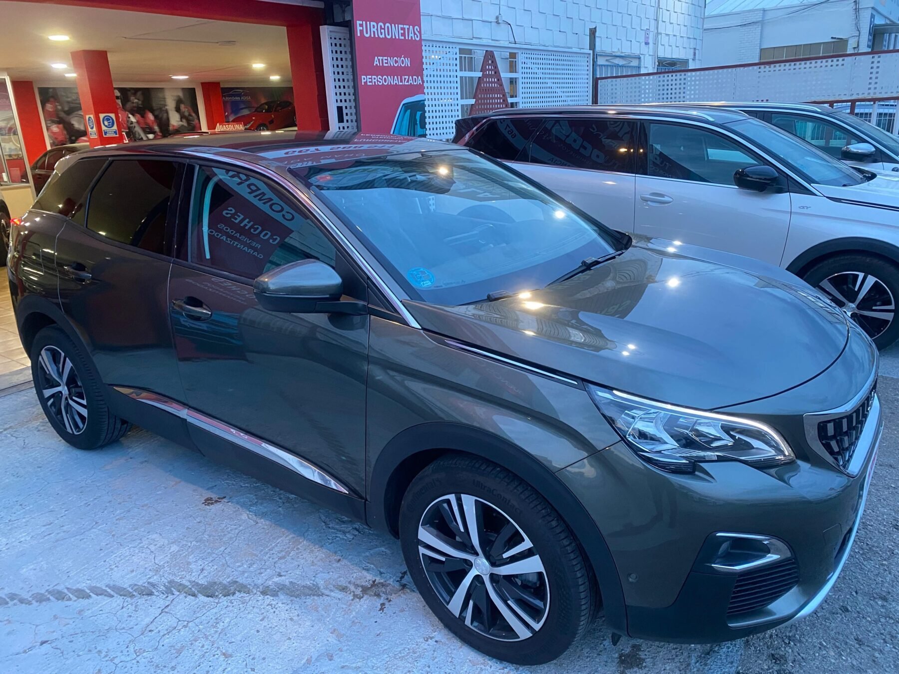 PEUGEOT 3008 1.5 BLUE HDI  EAT8 S&S