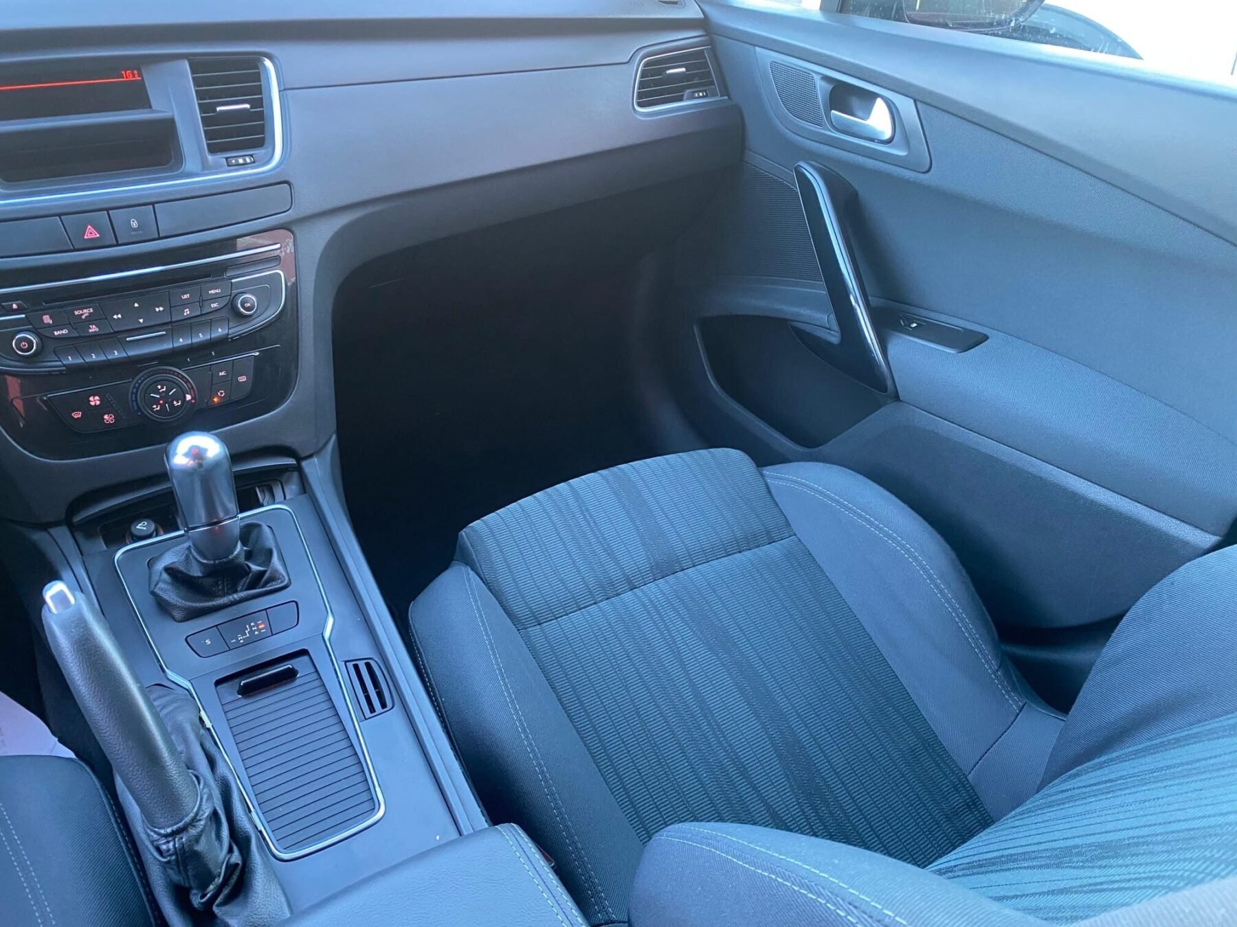 PEUGEOT 508 Active 1.6 HDI 112cv