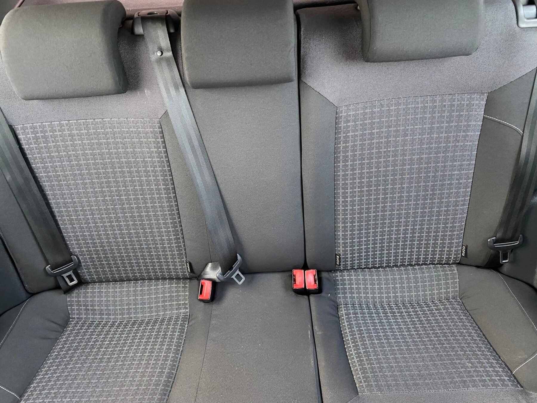 VOLKSWAGEN polo ADVANCE 12 6R12CV