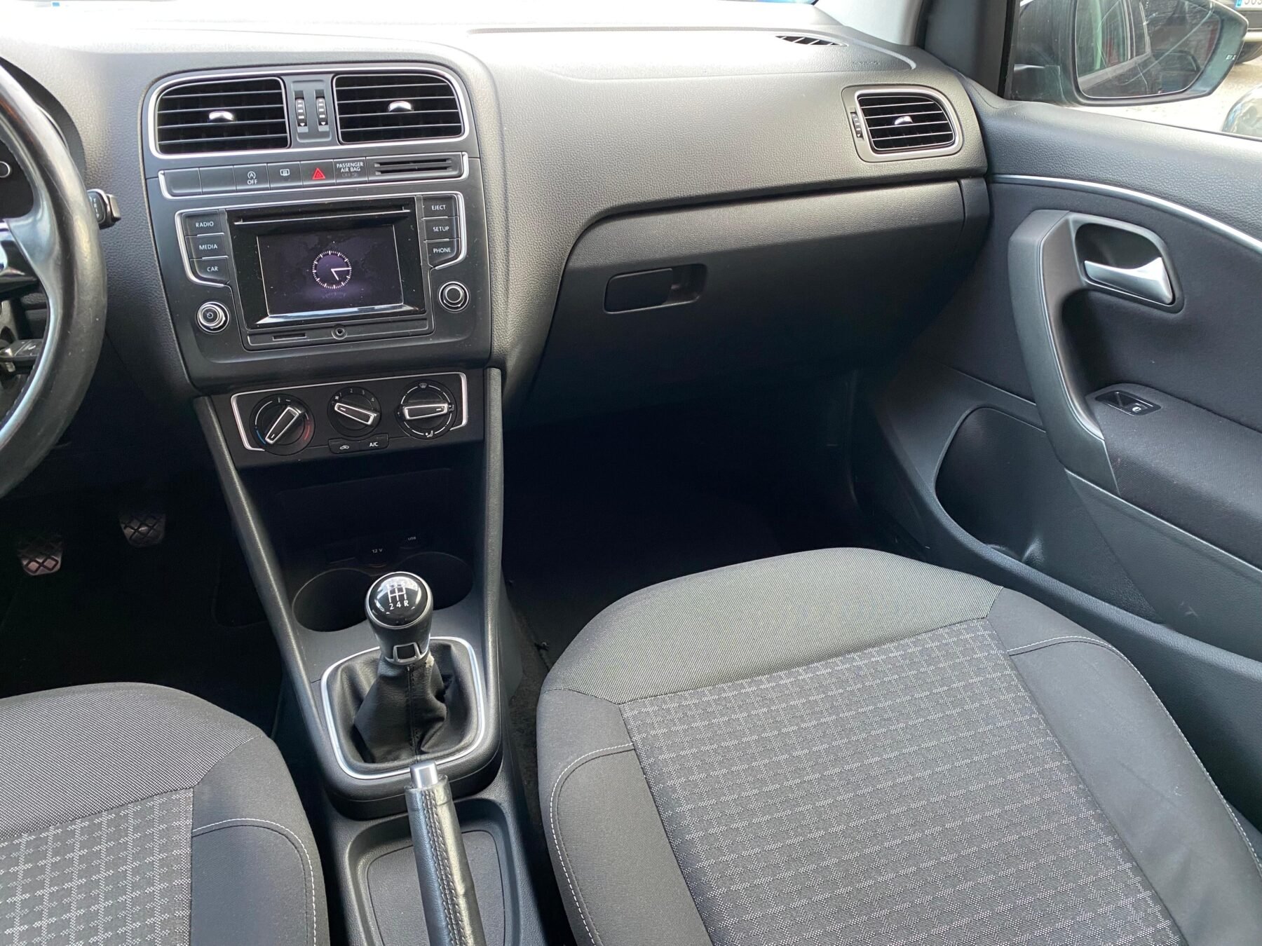 VOLKSWAGEN polo ADVANCE 12 6R12CV