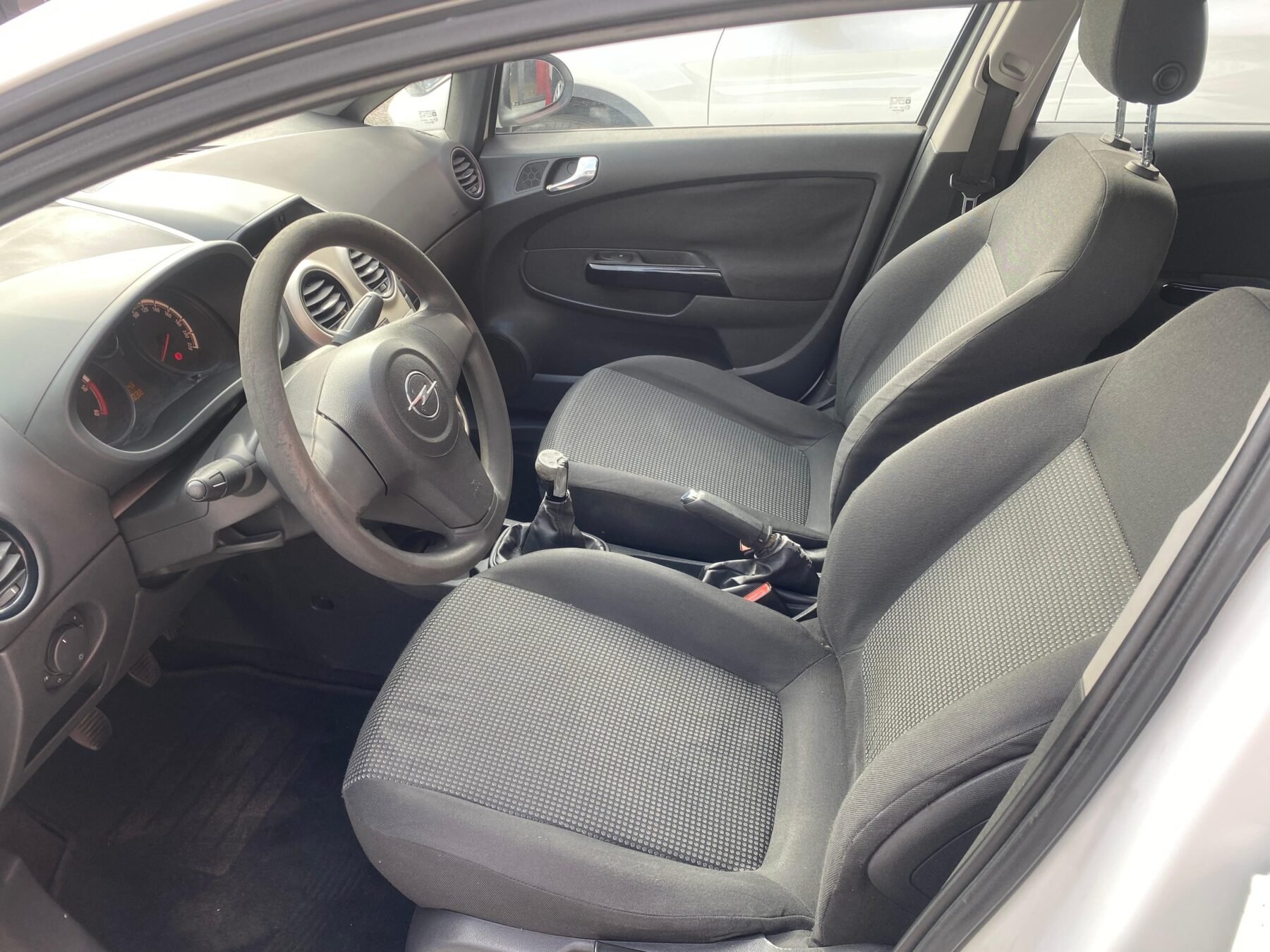 OPEL corsa 1.3cdti