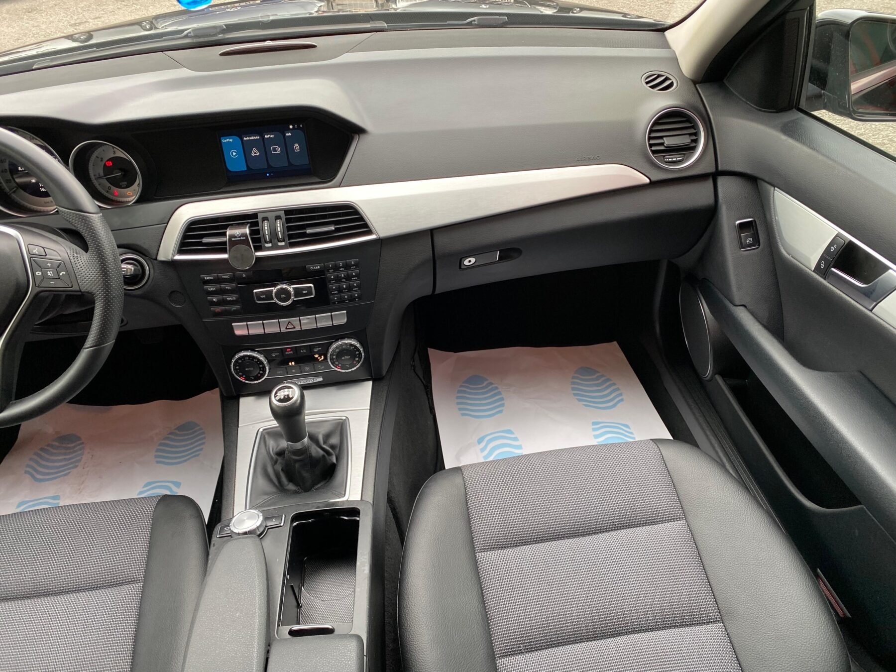 MERCEDES-BENZ C200 MERCEDES-BENZ C200 CDI