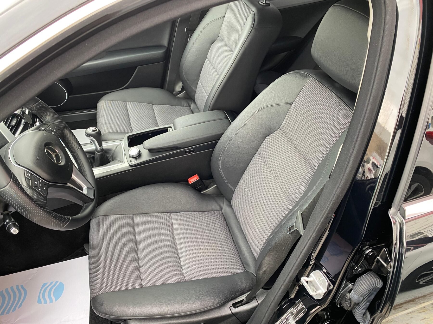 MERCEDES-BENZ C200 MERCEDES-BENZ C200 CDI