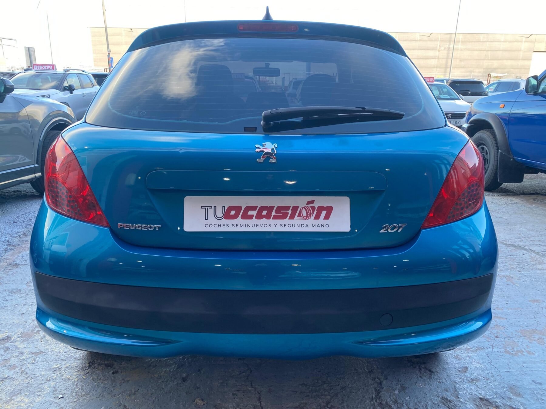 PEUGEOT 207 1.4 16v XLine