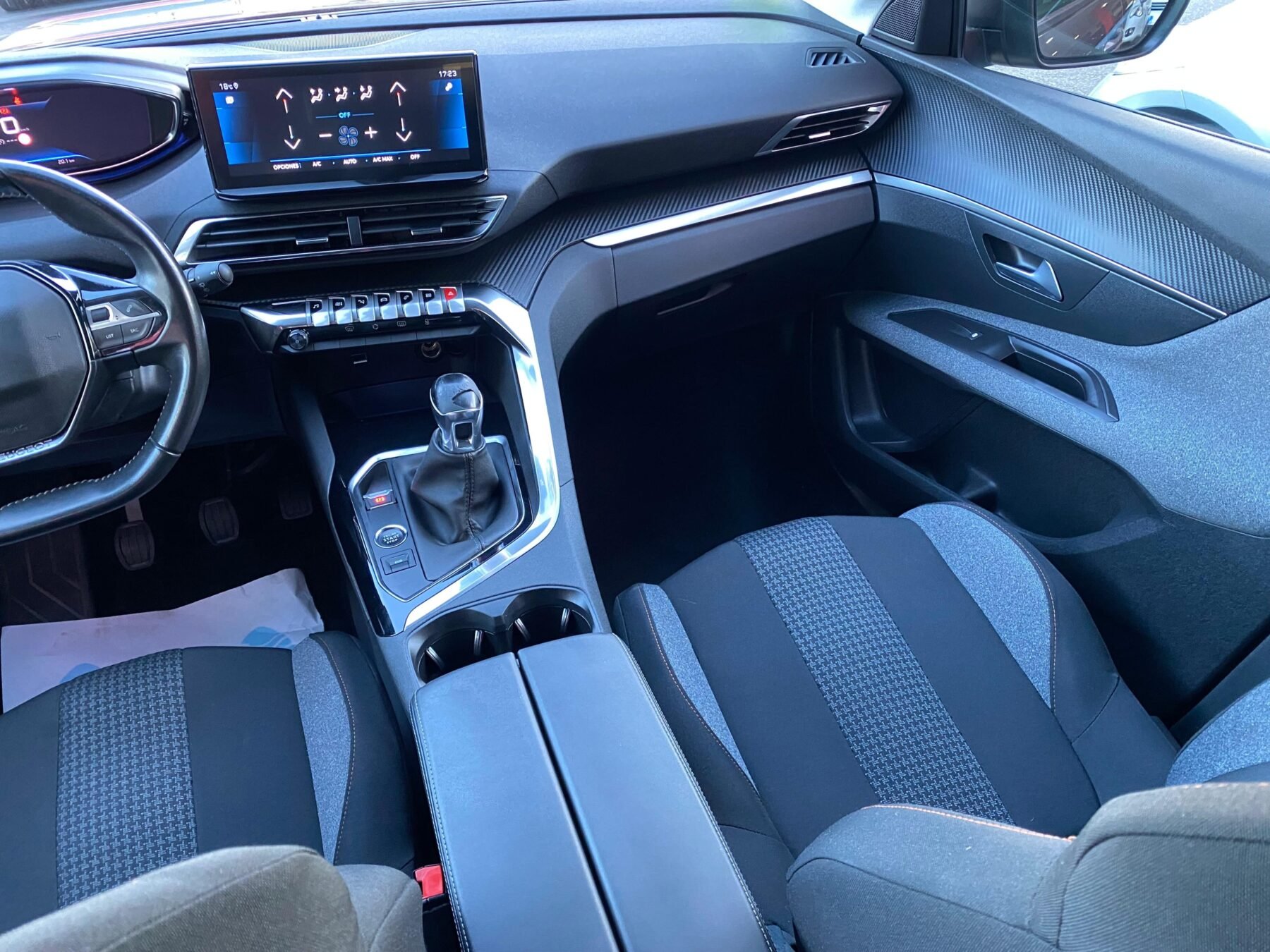 PEUGEOT 3008 1.5 BlueHDi 96kW 130CV SS Allure Pack