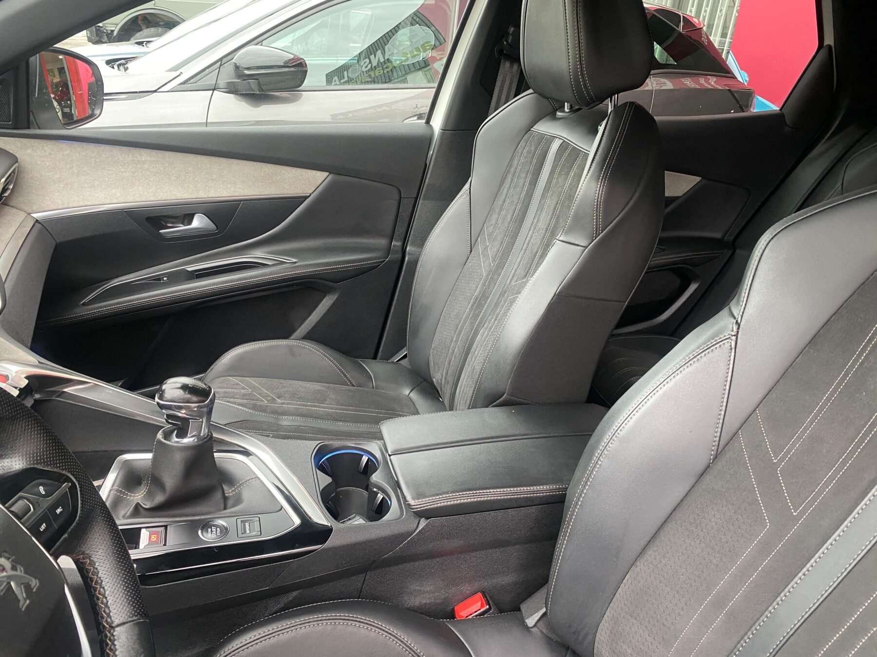 PEUGEOT 3008 1.5 BlueHDi 96kW 130CV SS GT