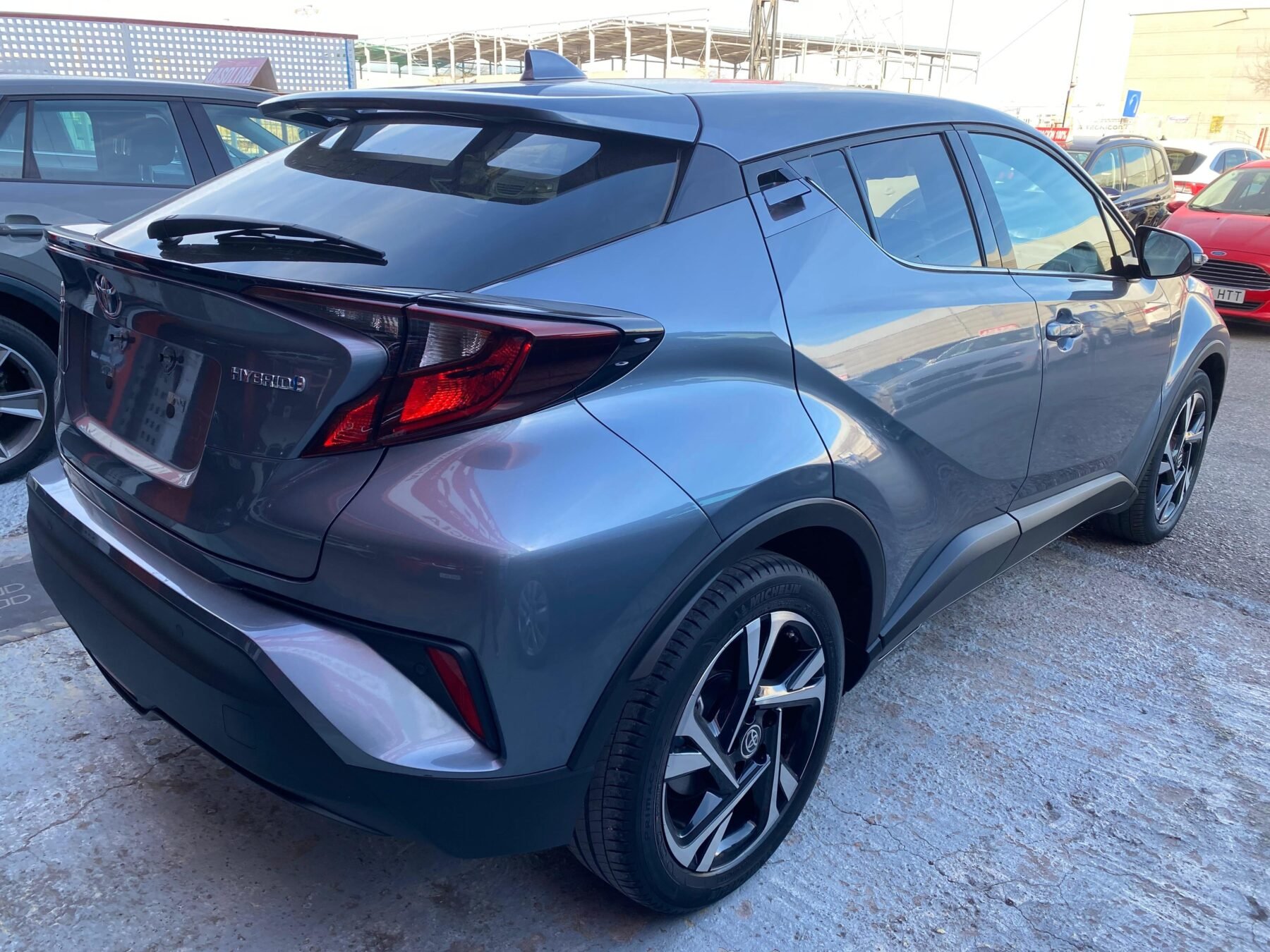 TOYOTA C-RH 1.8 125H Advance