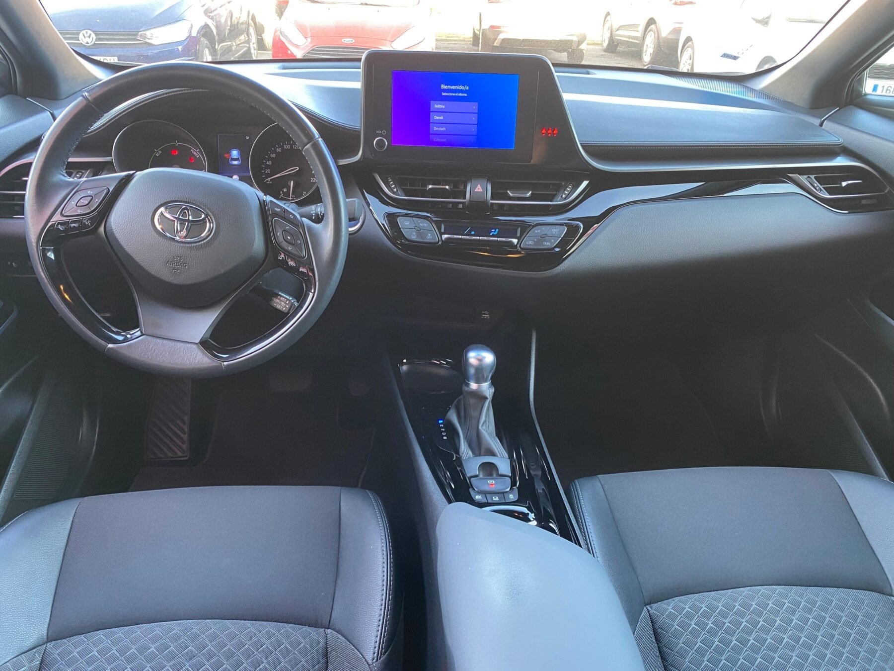 TOYOTA C-RH 1.8 125H Advance