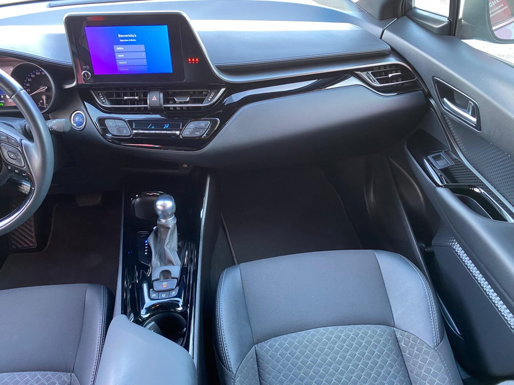 TOYOTA C-RH 1.8 125H Advance