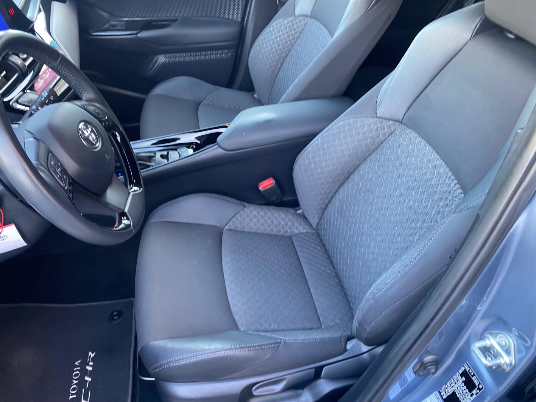 TOYOTA C-RH 1.8 125H Advance