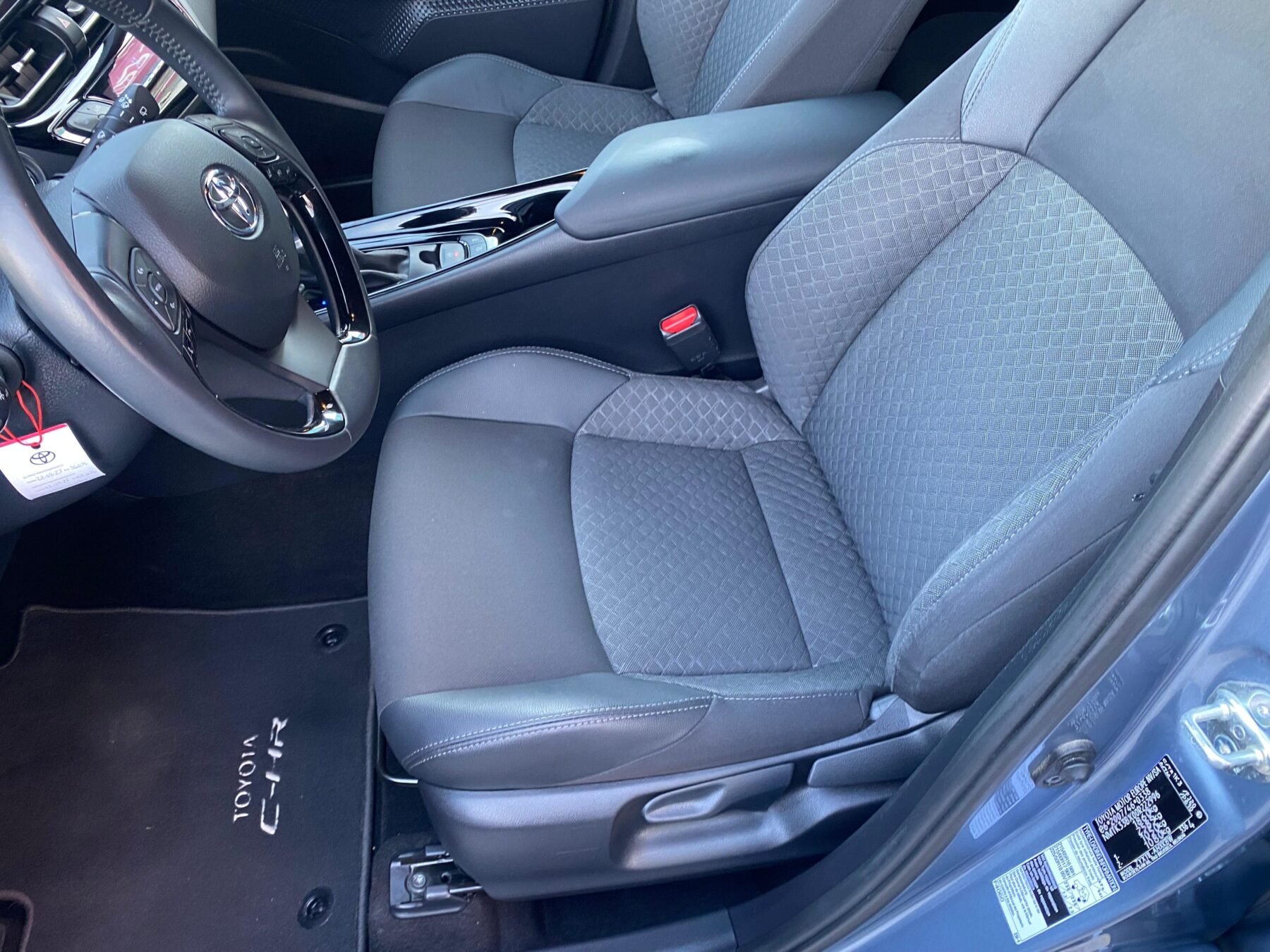 TOYOTA C-RH 1.8 125H Advance