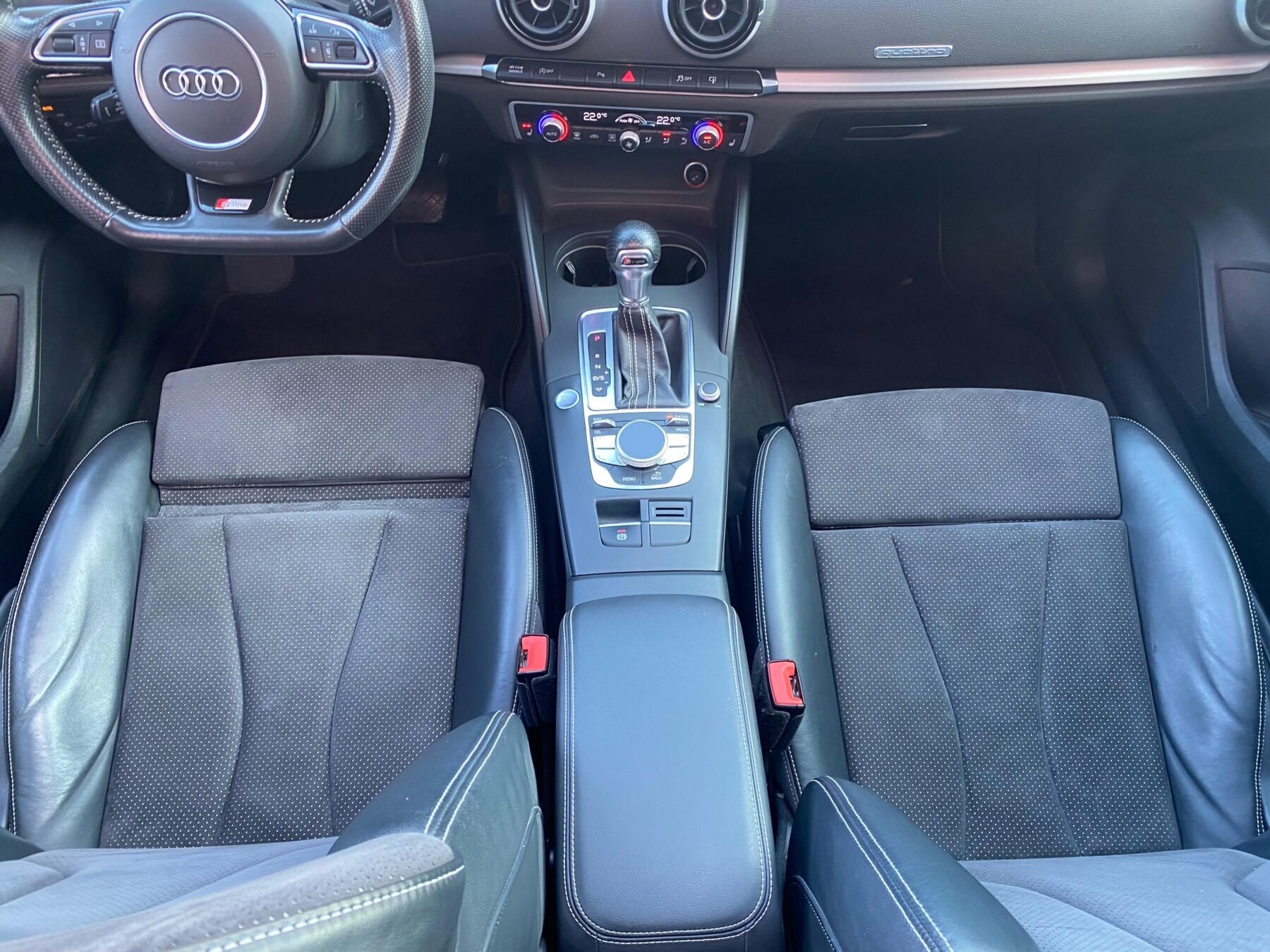 AUDI A3 Sedan 2.0 TDI clean 184CV Attraction