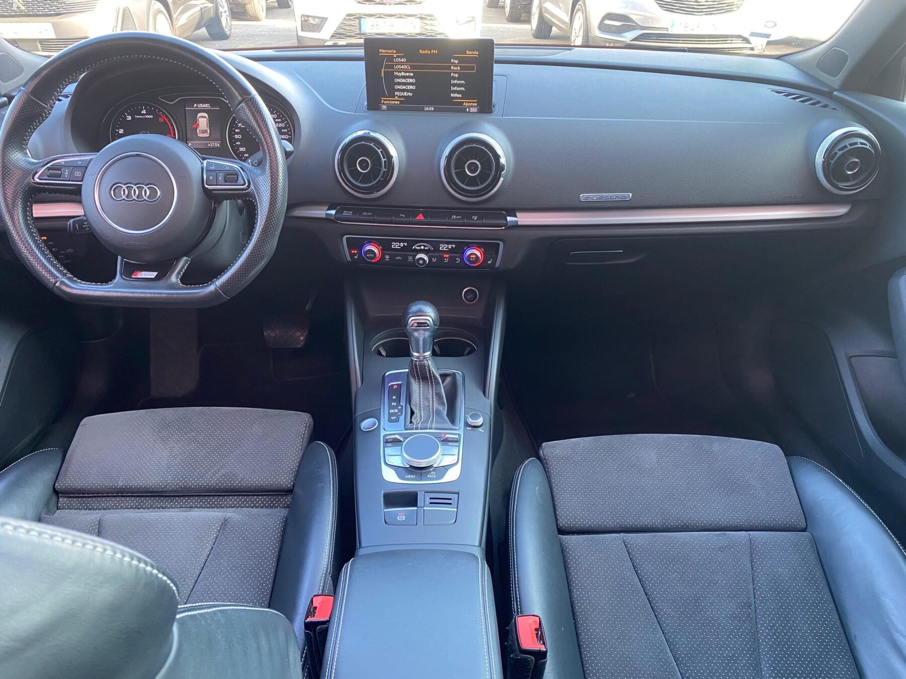 AUDI A3 Sedan 2.0 TDI clean 184CV Attraction