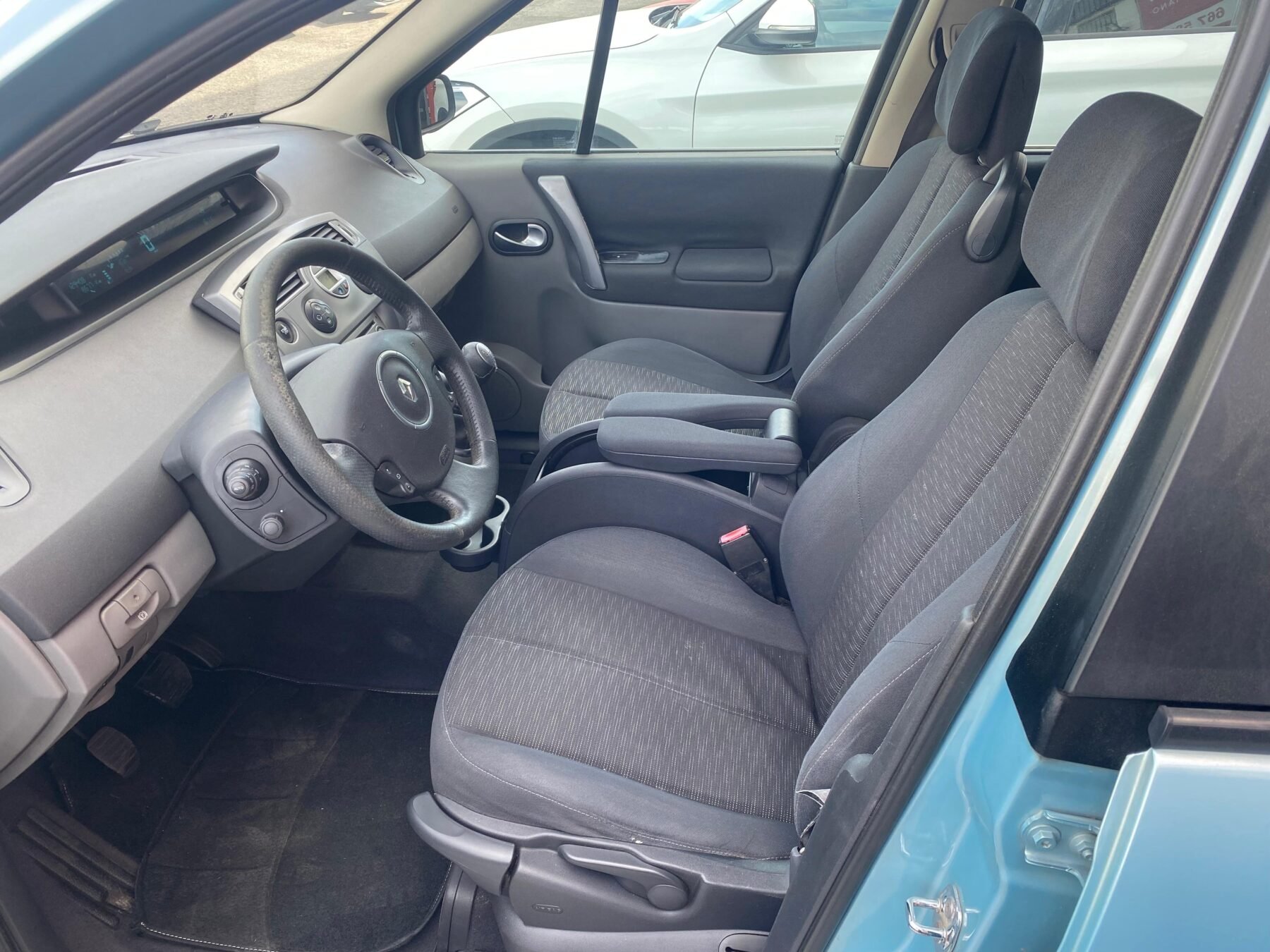 RENAULT Scénic scenic 2.0dci