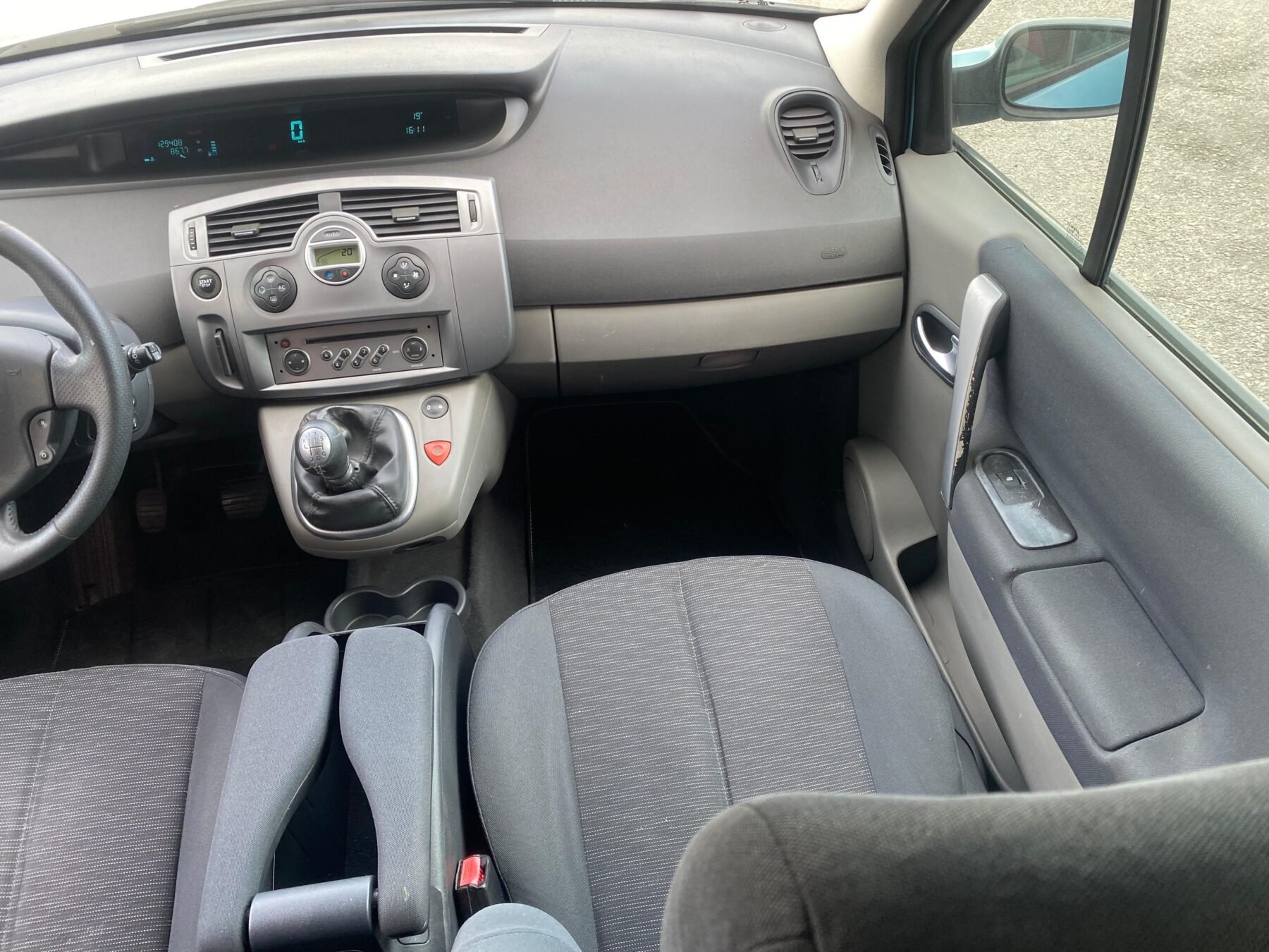 RENAULT Scénic scenic 2.0dci