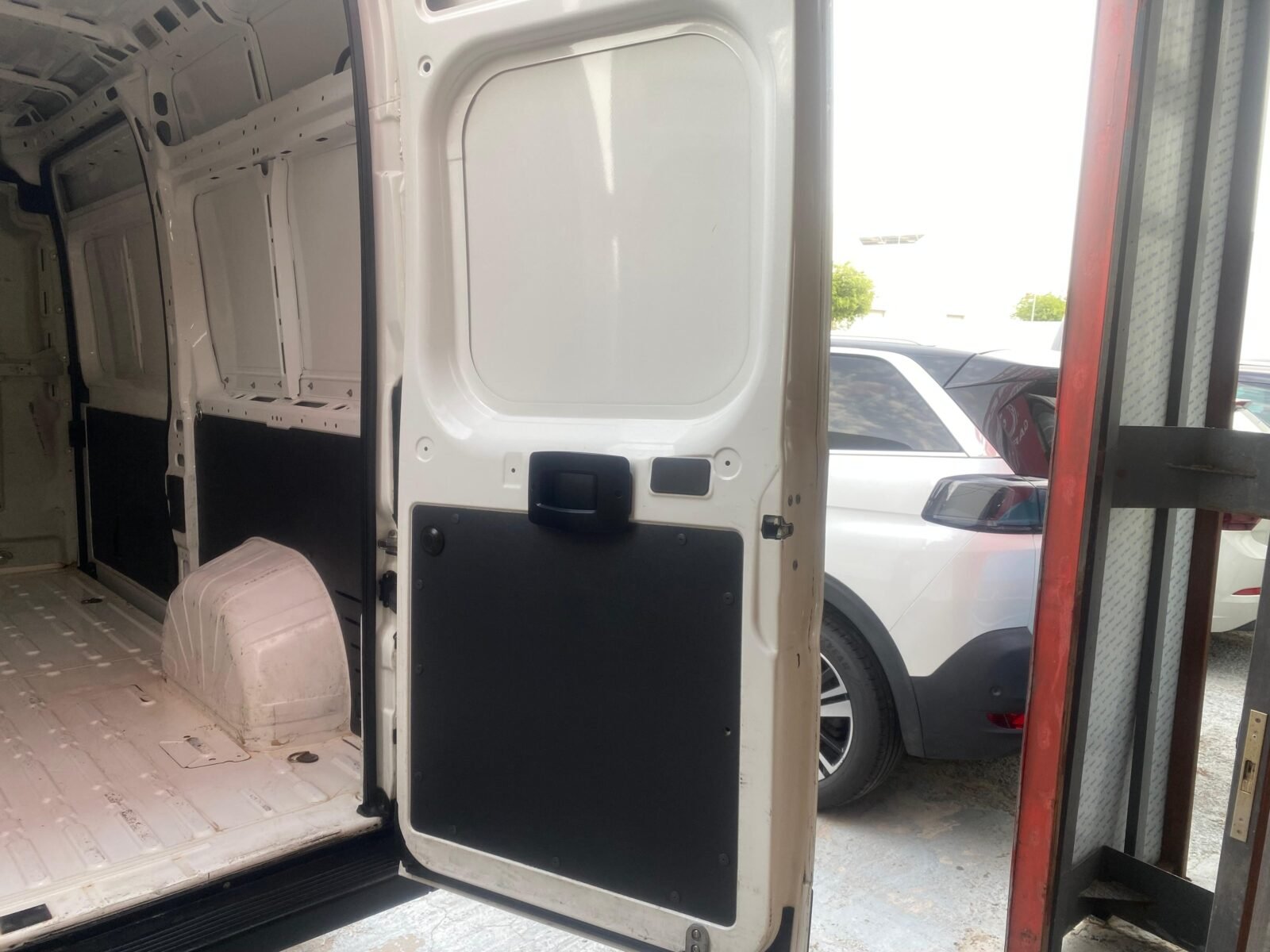 PEUGEOT BOXER 333 L2 H1 BHDI 88kW 120CV SS 6 Vel. M